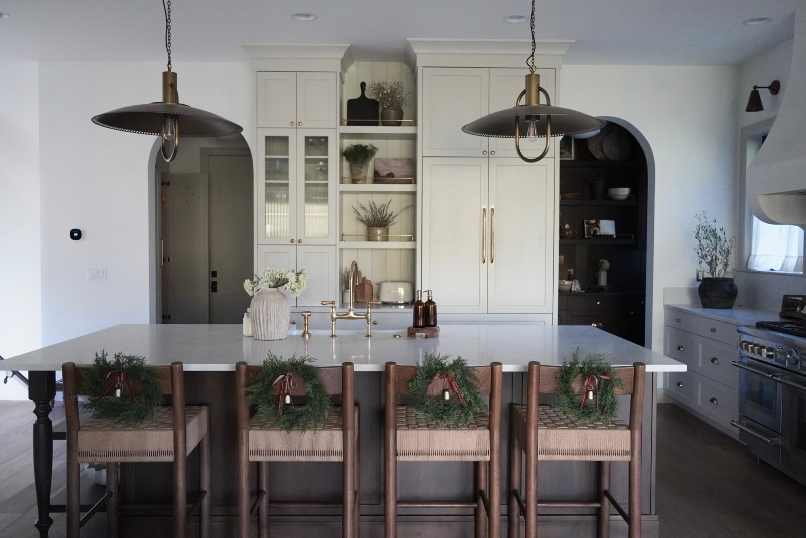 Stools are 20% off 🤎

#LTKHoliday #LTKHome #LTKSaleAlert