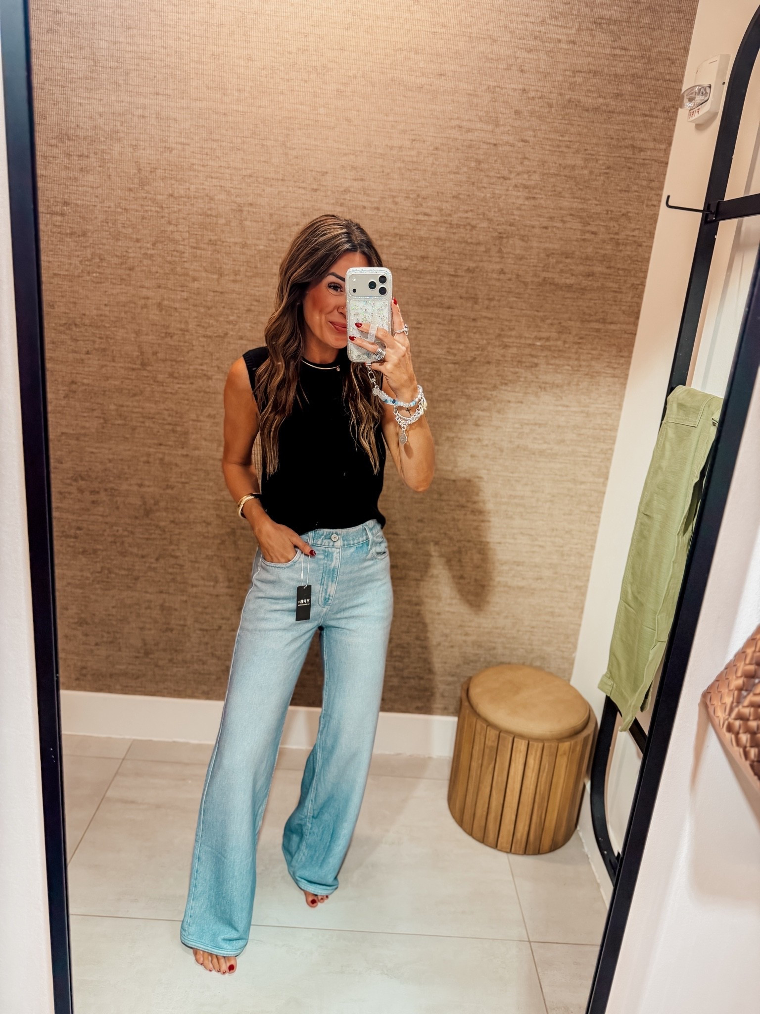 These are sweatpant jeans by A&F! I’m wearing an XS in the top and an XS in the bottoms I’m usually a 0/24, I’m 5”6 for reference.

#LTKgrwm #LTKootd #LTKdayinmylife