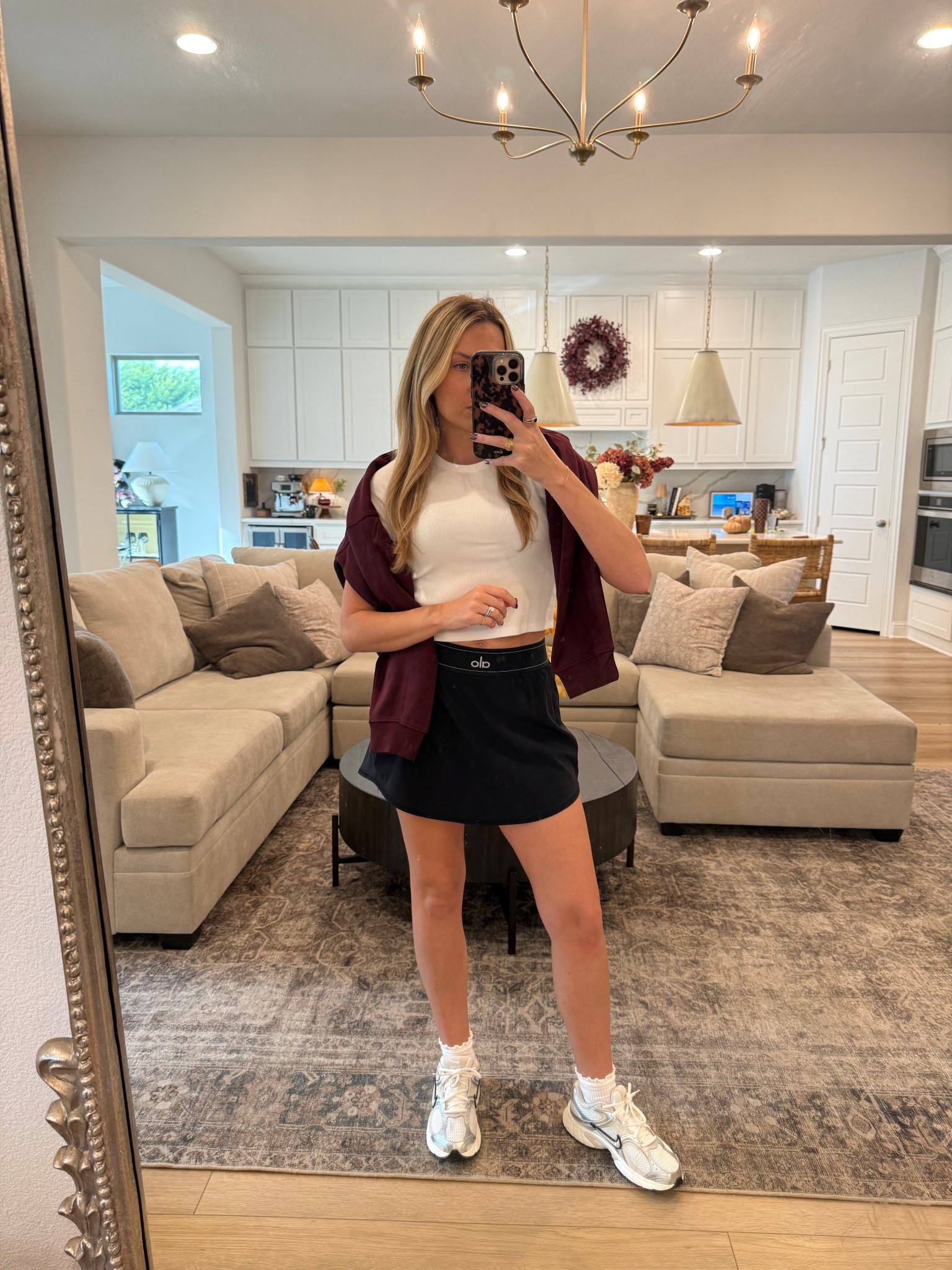 Every day mom fit, so comfy! The black Alo skirt is a game changer for throwing together a quick run around OOTD! 


#alo
#everydayoutfit #easyoutfit #errandsoutfit

#LTKTravel #LTKStyleTip #LTKFallSale