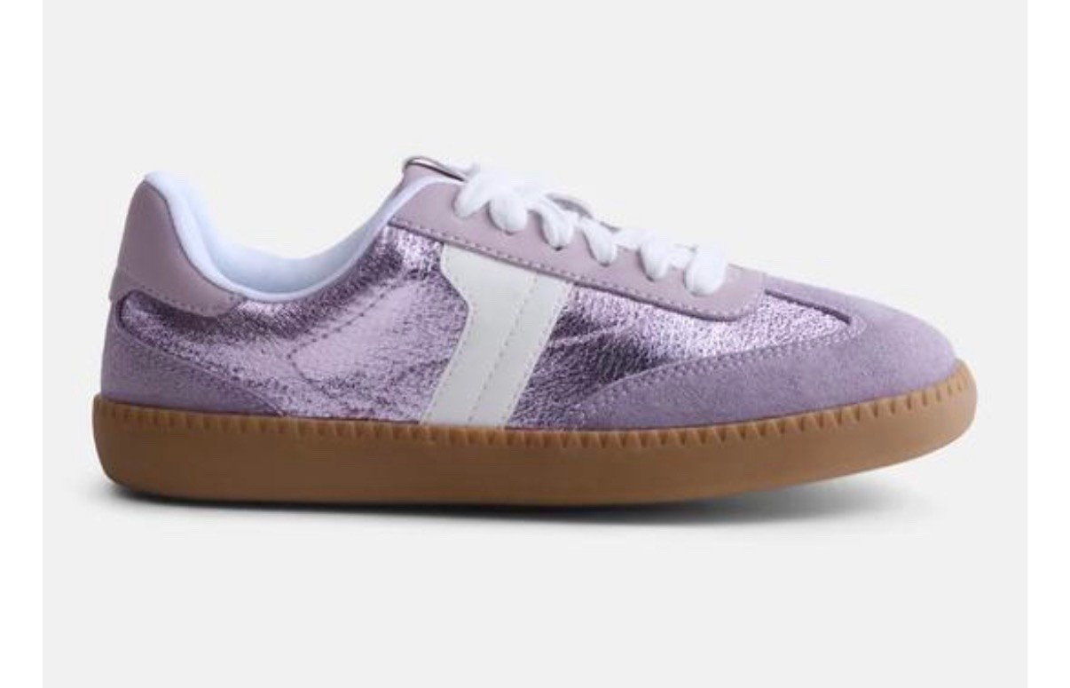 Toddler shoes - sizes 13-5; $20; these remind me of my fashion sneakers from Walmart; so cute 


#toddlergirl #girlshoes #tennisshoes #girlssneakers #girlsshoes #under20 #budgetfriendly #walmart #backtoschool

#LTKSeasonal #LTKActive #LTKKids