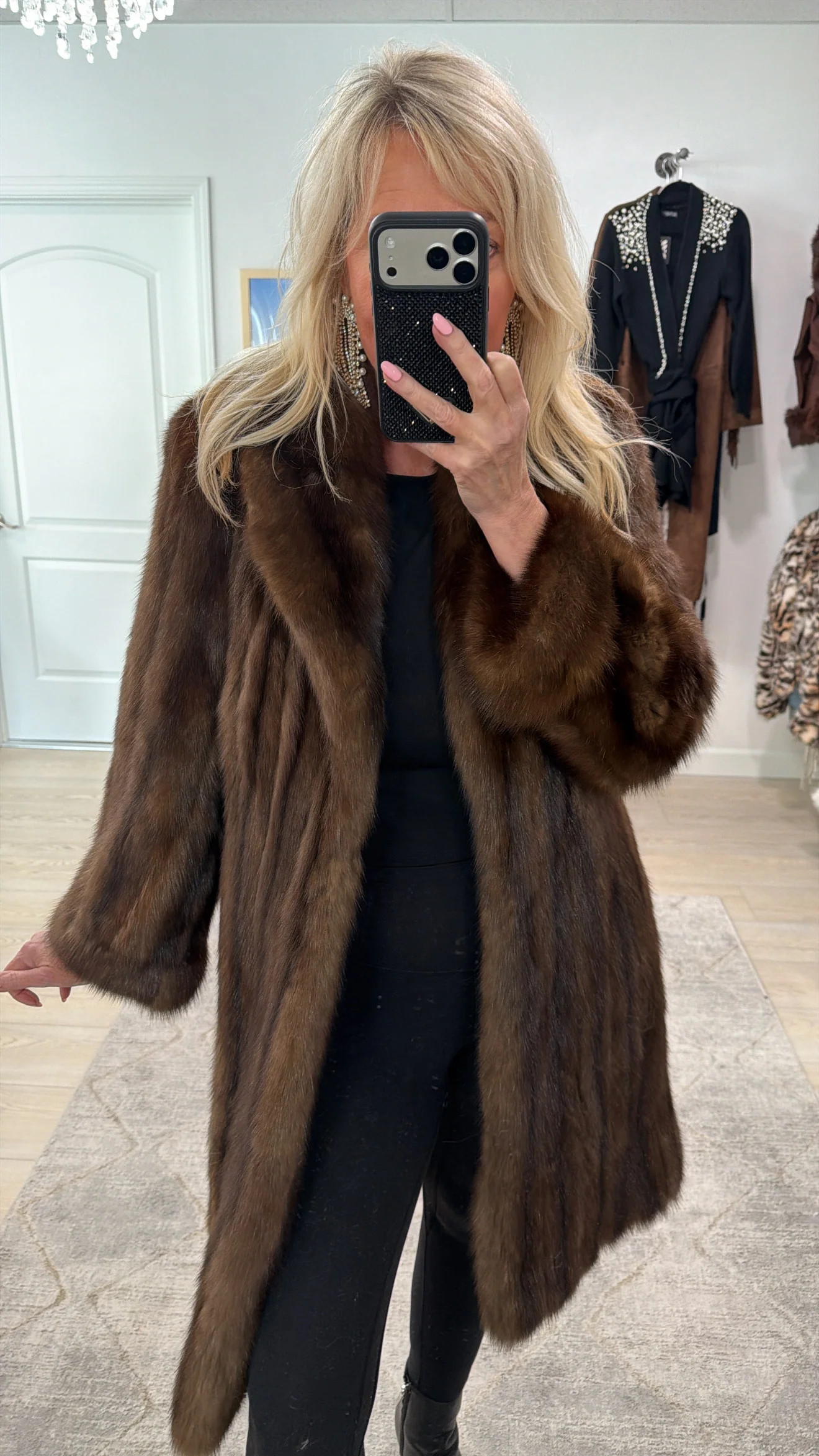 VINTAGE FUR COATS | Glitzy Bella