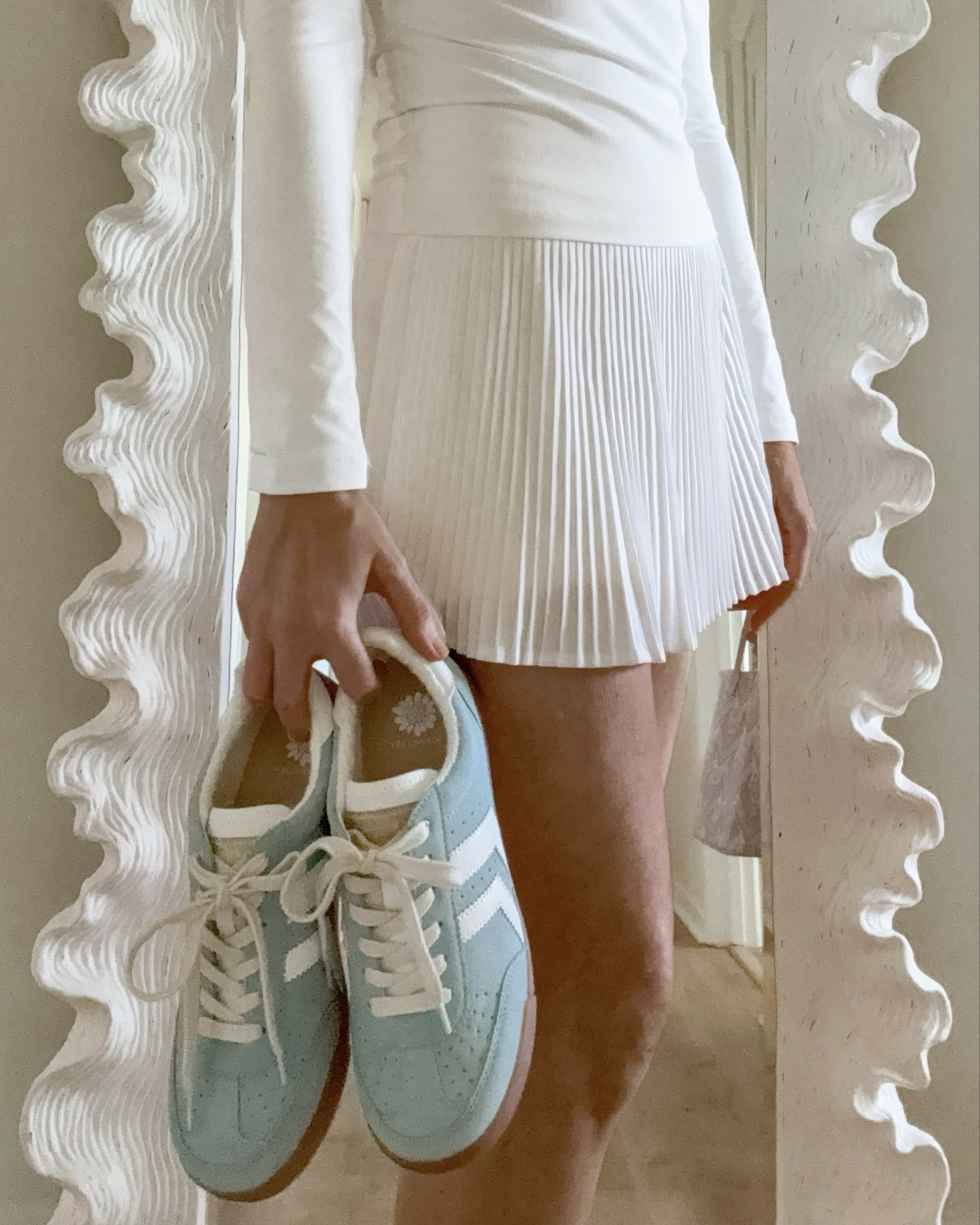 Cute Tennies🎾🤍

A little pop of blue, a lot of comfort, and the sweetest everyday look!✨

Loving this style from @Yellow Box for busy days on the go! #ad

Tennis Shoes
Sneakers
Spring Shoes
Spring Outfits 2026

#LTKActive #LTKU #LTKSeasonal