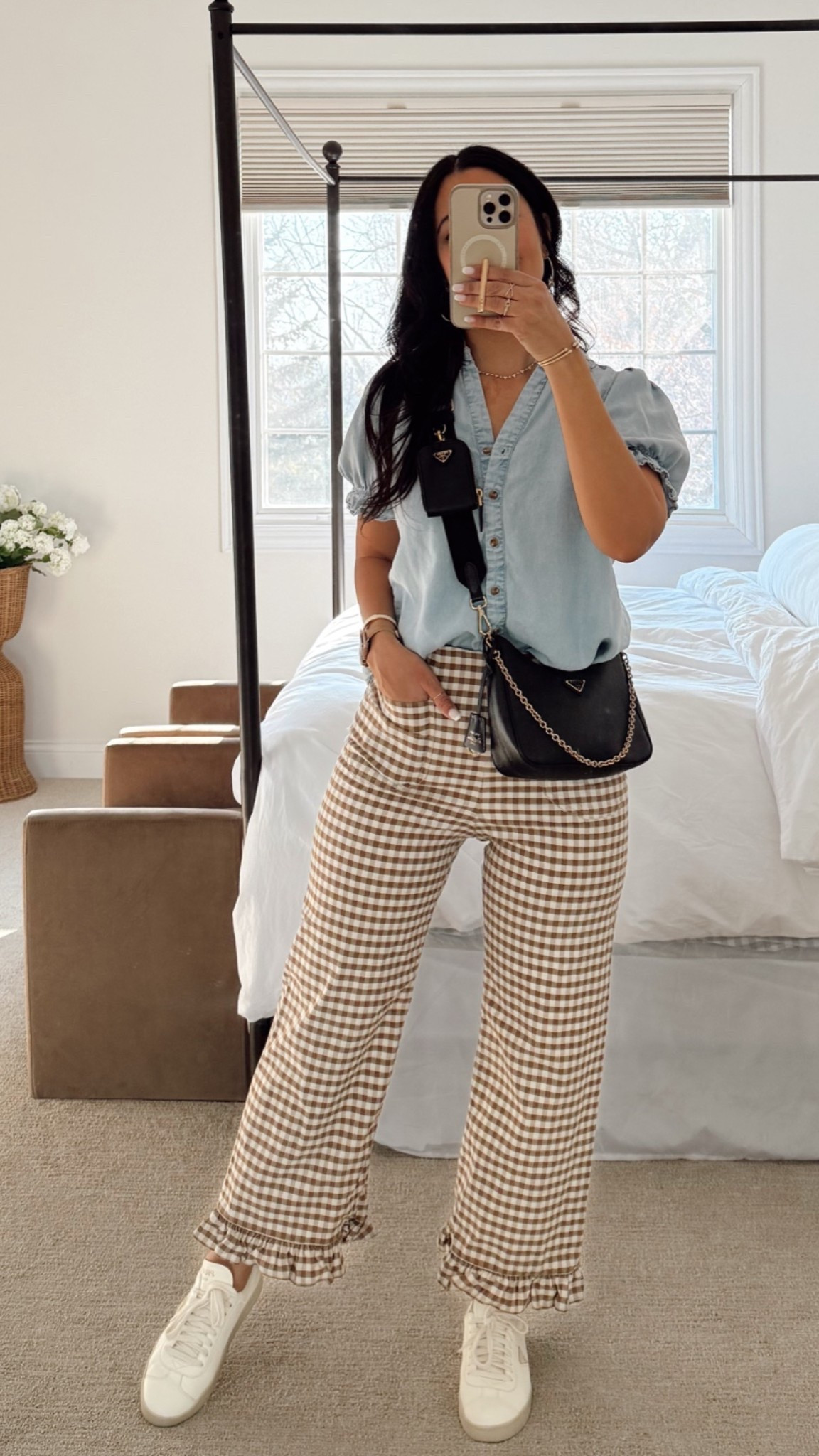 These pants I love are on sale in a red gingham color! I ordered them! Mine here are beige

#LTKootd