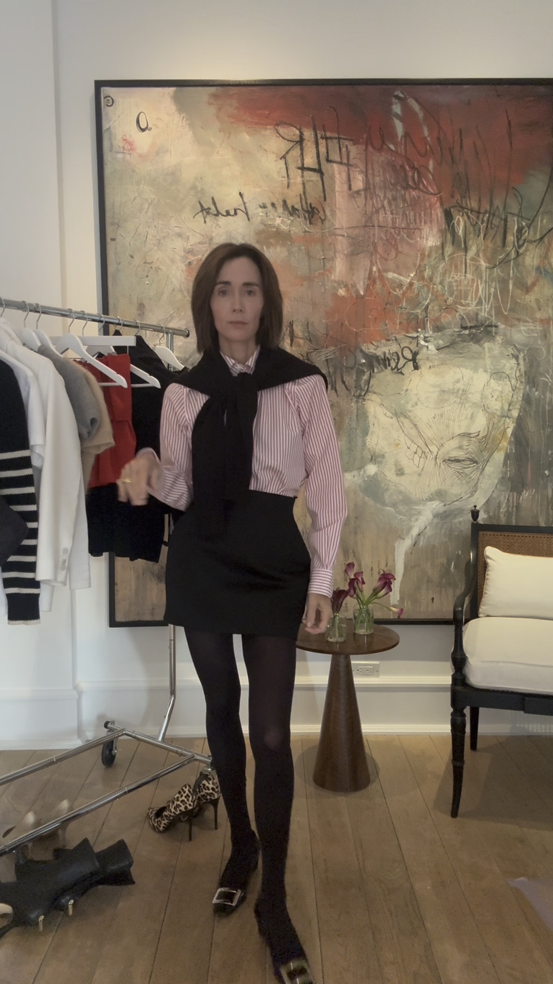 Mclassic peices that should be a staple in your closet: cashmere crewneck in black / black skirt (long or short) / patent leather shoes

#LTKWorkwear #LTKHoliday #LTKOver40