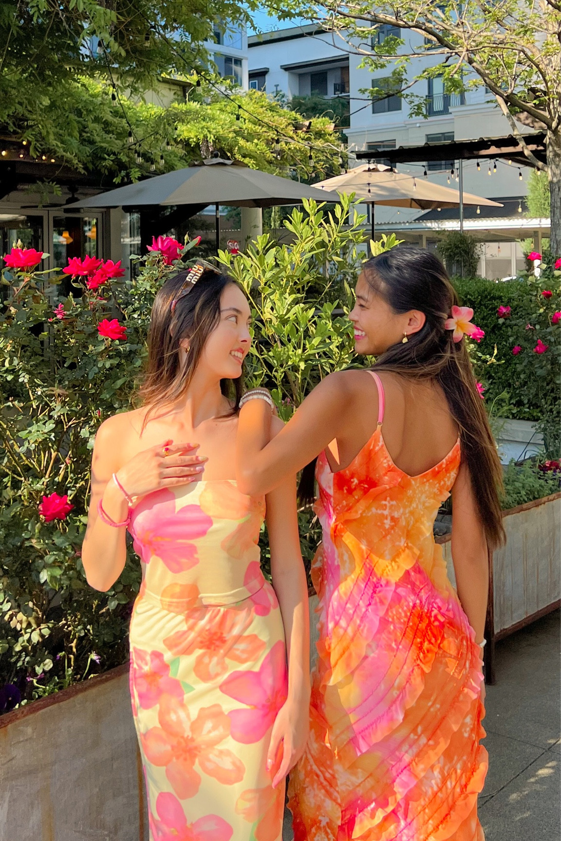 summer outfits 

sunset color maxi dress with ruffles, floral maxi skirt, floral tube top, orange, red, yellow, pink, hibiscus flower claw clip, women’s sunglasses

princess polly size 2