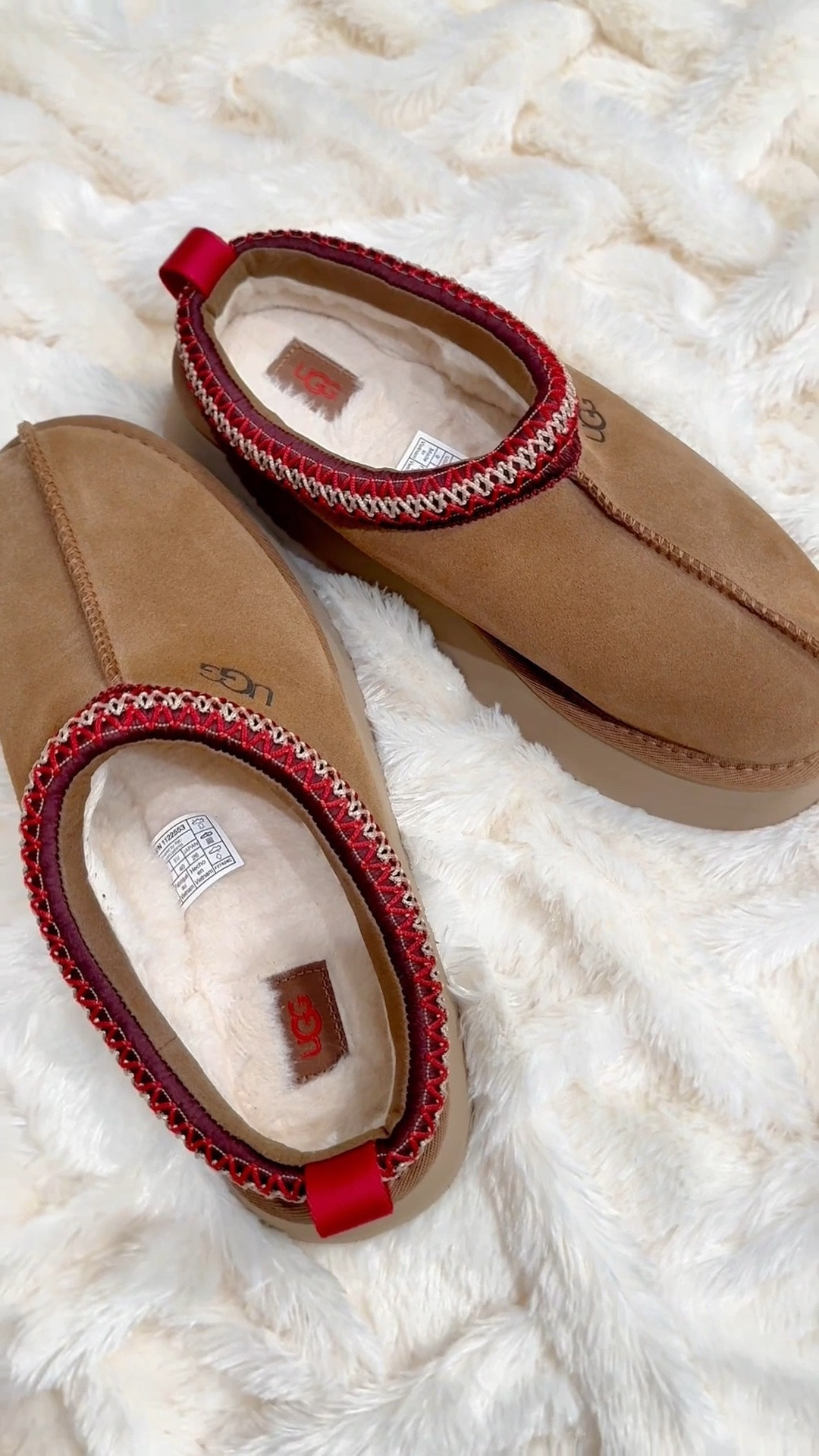 The perfect lounge pair, a Fall must have 💕 Tap below to shop! Follow me @omabelle for more Fashion, Home & everything inbetween. Glad to have you here!!! 💕😊🙏
Vacation outfit | wedding outfits | Date night outfits | summer outfits | jeans | Travel Outfit | boots | Sandals | Jeans | suede bag | Sunglasses | dress | summer  fashion fashion | cardigan | sneakers | heels

#LTKFindsUnder100 #LTKStyleTip #LTKSeasonal