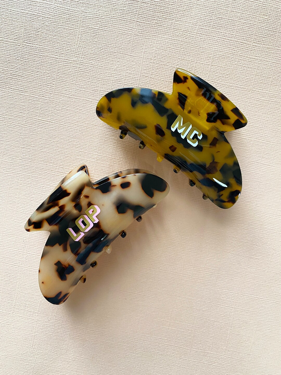 Personalized Tortoise Shell Acrylic Clip Custom Monogrammed Claw Clip Hair Clip - Etsy | Etsy (US)