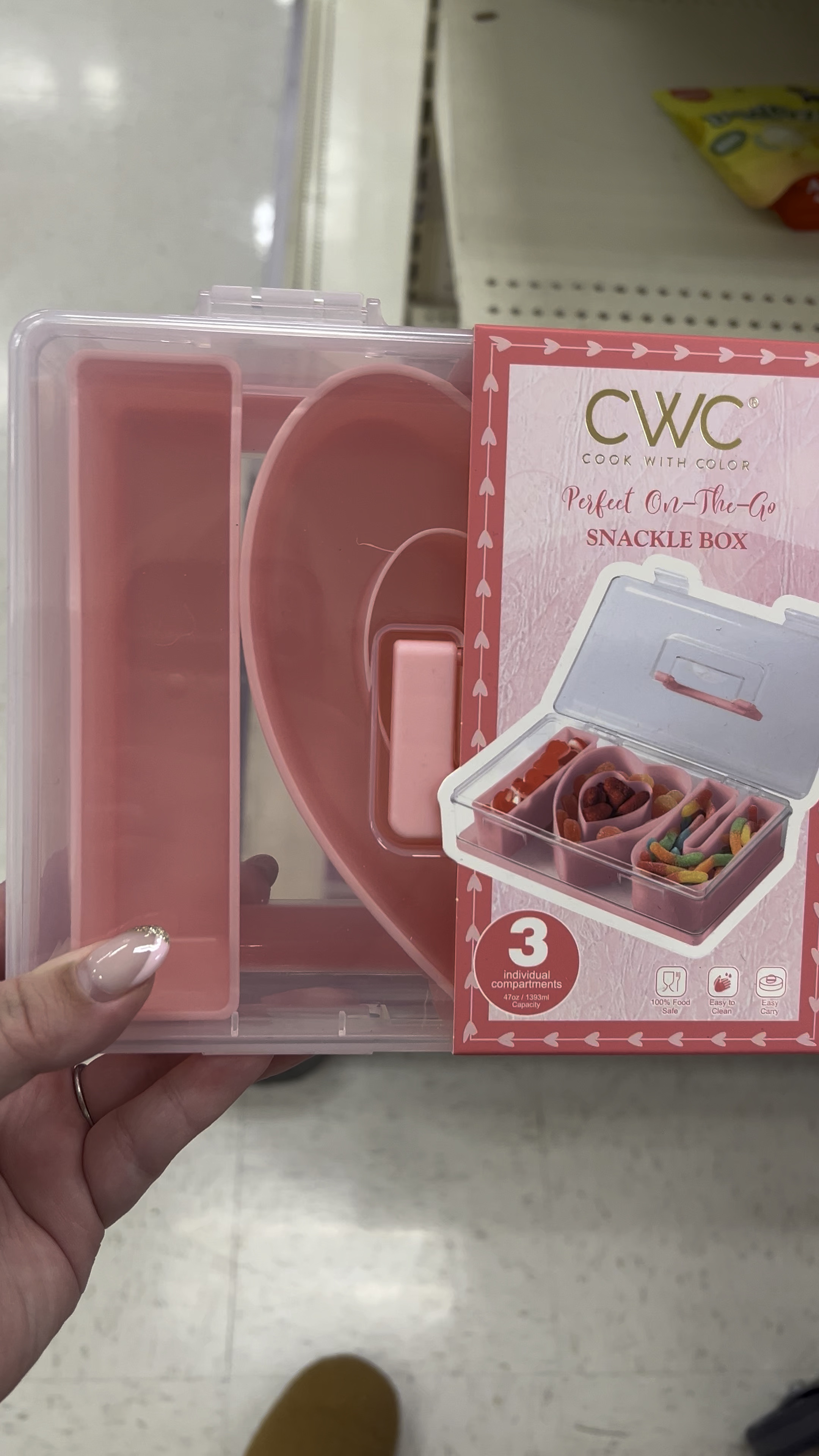Cute Valentine snackle boxes at Target 🩷🤍🩷🤍


#LTKKids #LTKGiftGuide #LTKSeasonal