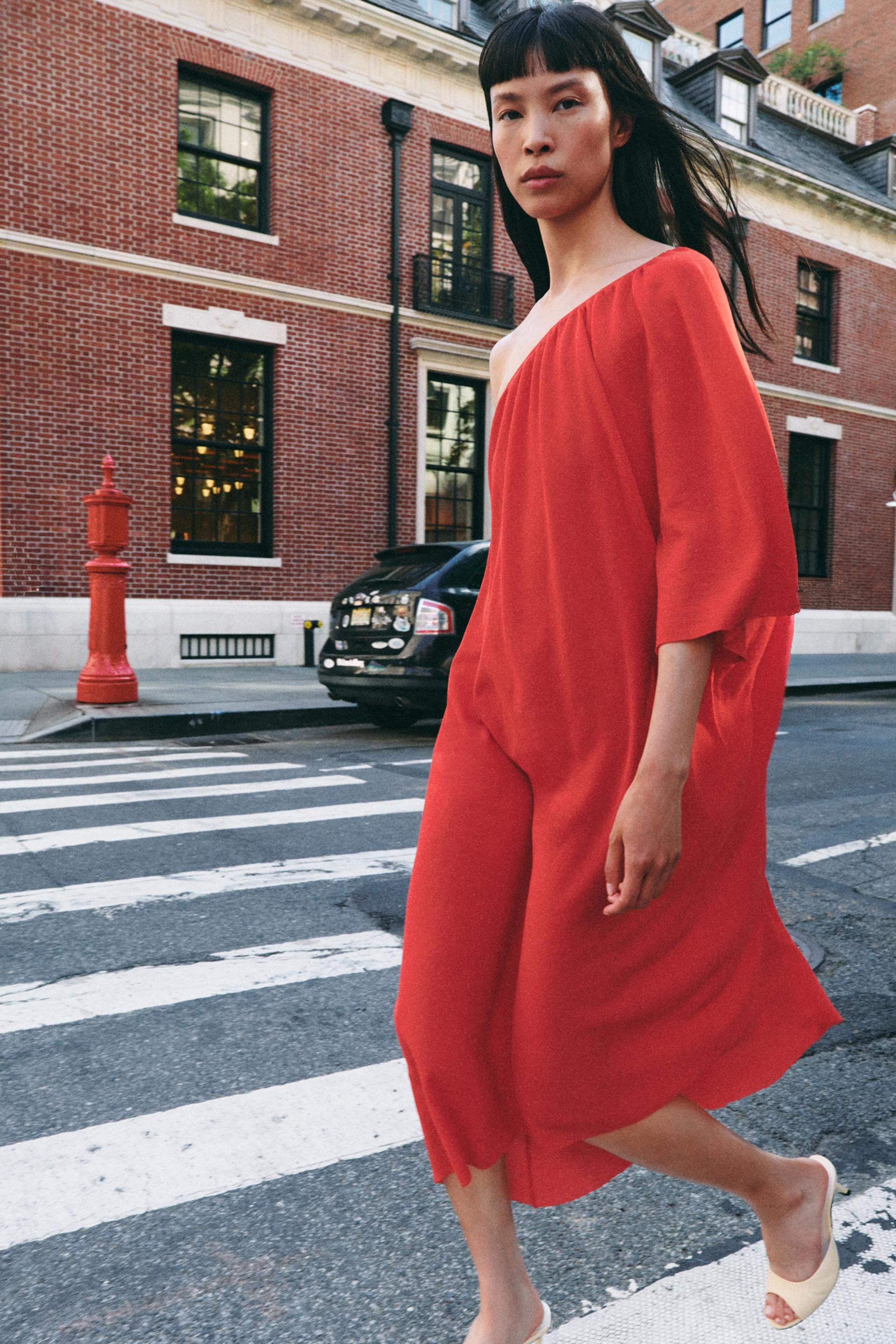ASYMMETRIC KNIT DRESS | Zara US