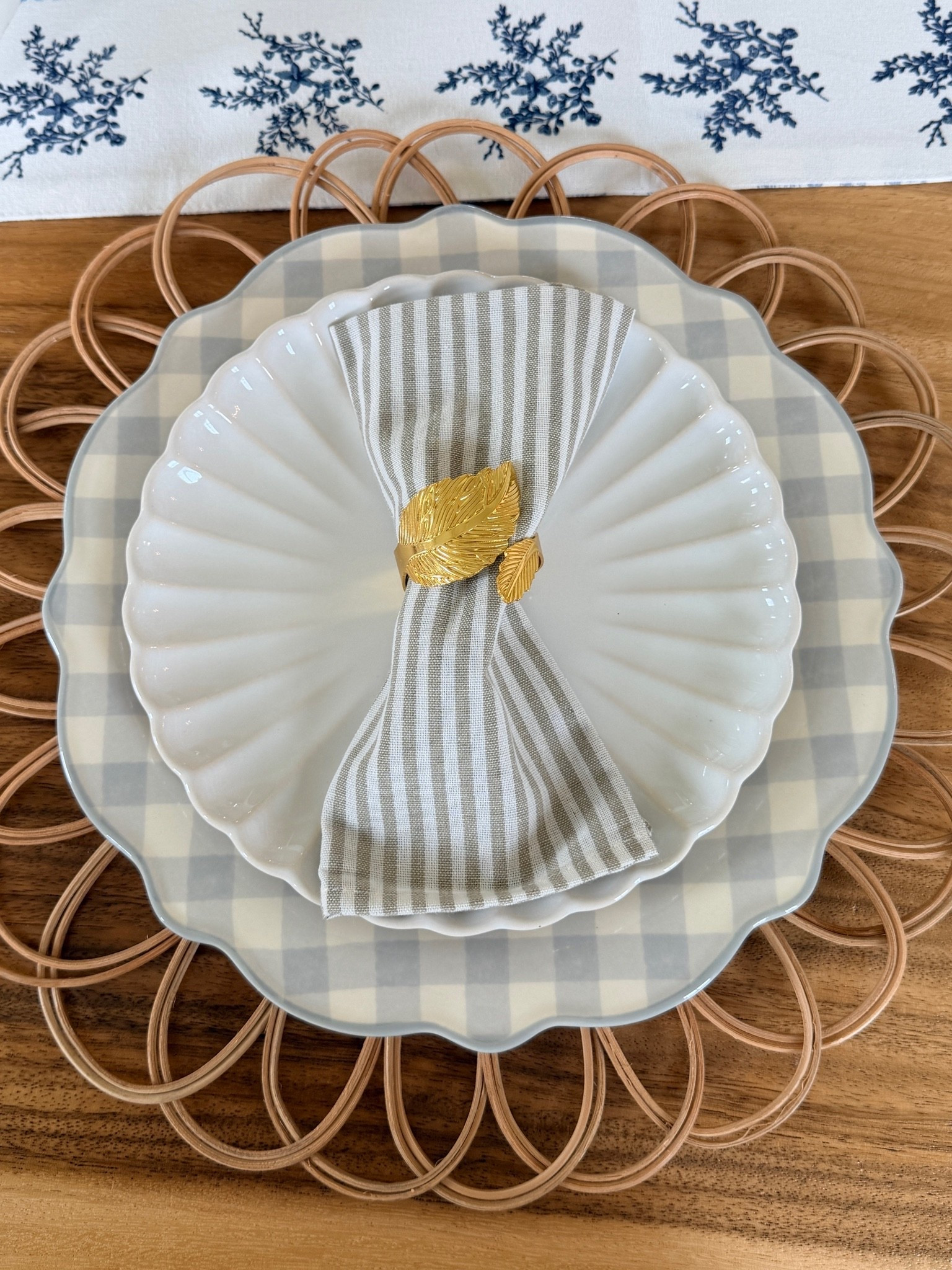 The cutest set for the perfect farmers market tablescape!

#tablescape #walmart #tablesetting #summerdecor #dinnerware #plates

#LTKHome #LTKSeasonal