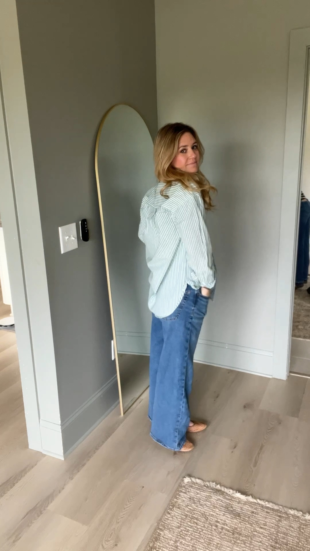 Just put me in wide leg jeans and oversized button ups everyday! 

#LTKdayinmylife #LTKgrwm #LTKmomlife