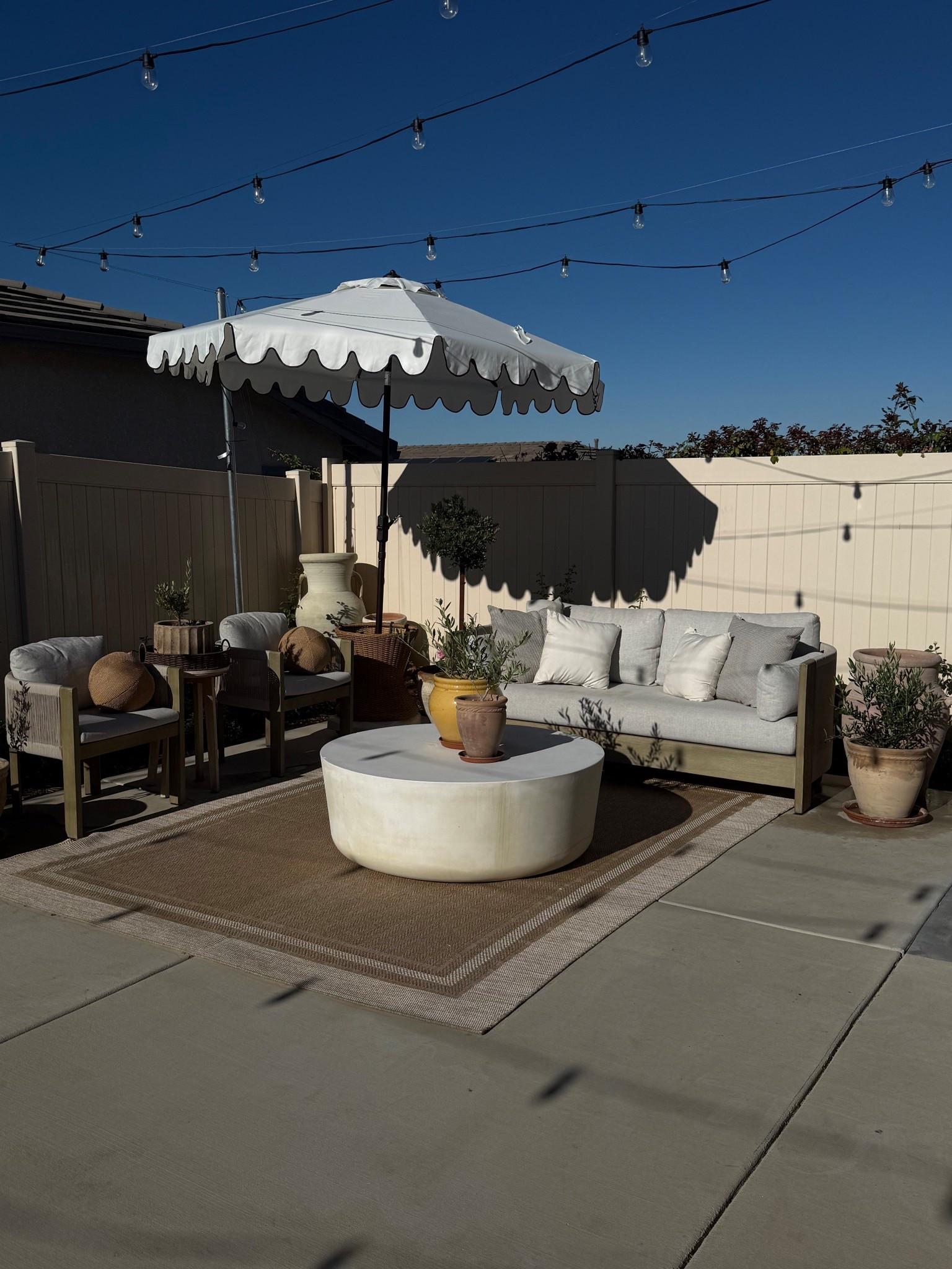 Coffee and chat ☕️ #westelm #backyard 

#LTKHome