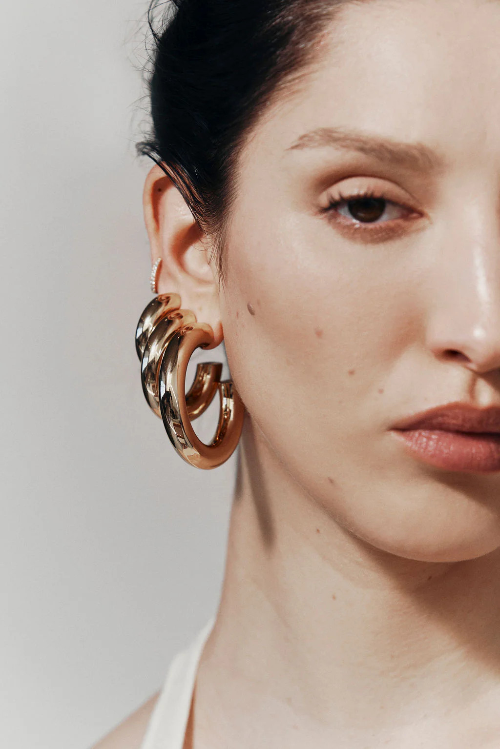 Large Sloane Hoops | Lili Claspe