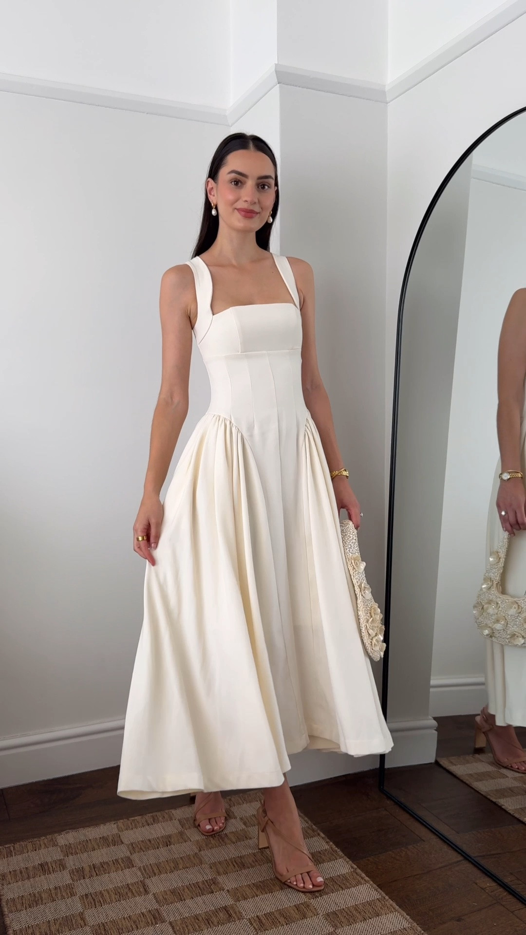 Bridal Series Part 7 👰🏻‍♀️🤍💍

I’d wear this outfit for a hen do, engagement dinner, bridal events, hen do, date night, summer party…!

#LTKdresses #LTKwedding #LTKdatenight