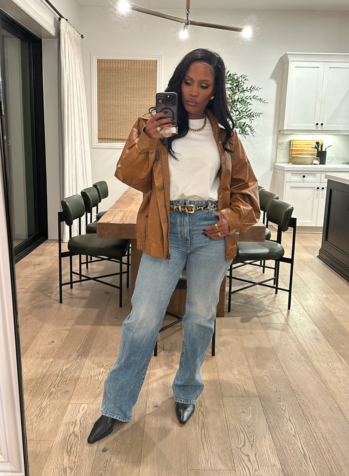 Casual dinner outfit 

#LTKMidsize #LTKGiftGuide