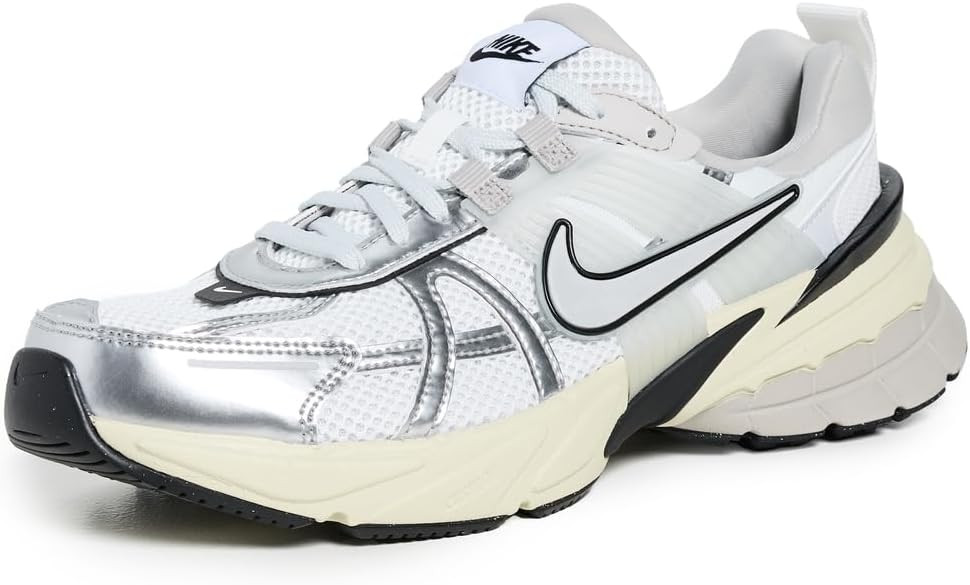 Nike Women's V2K Run Shoes | Amazon (US)