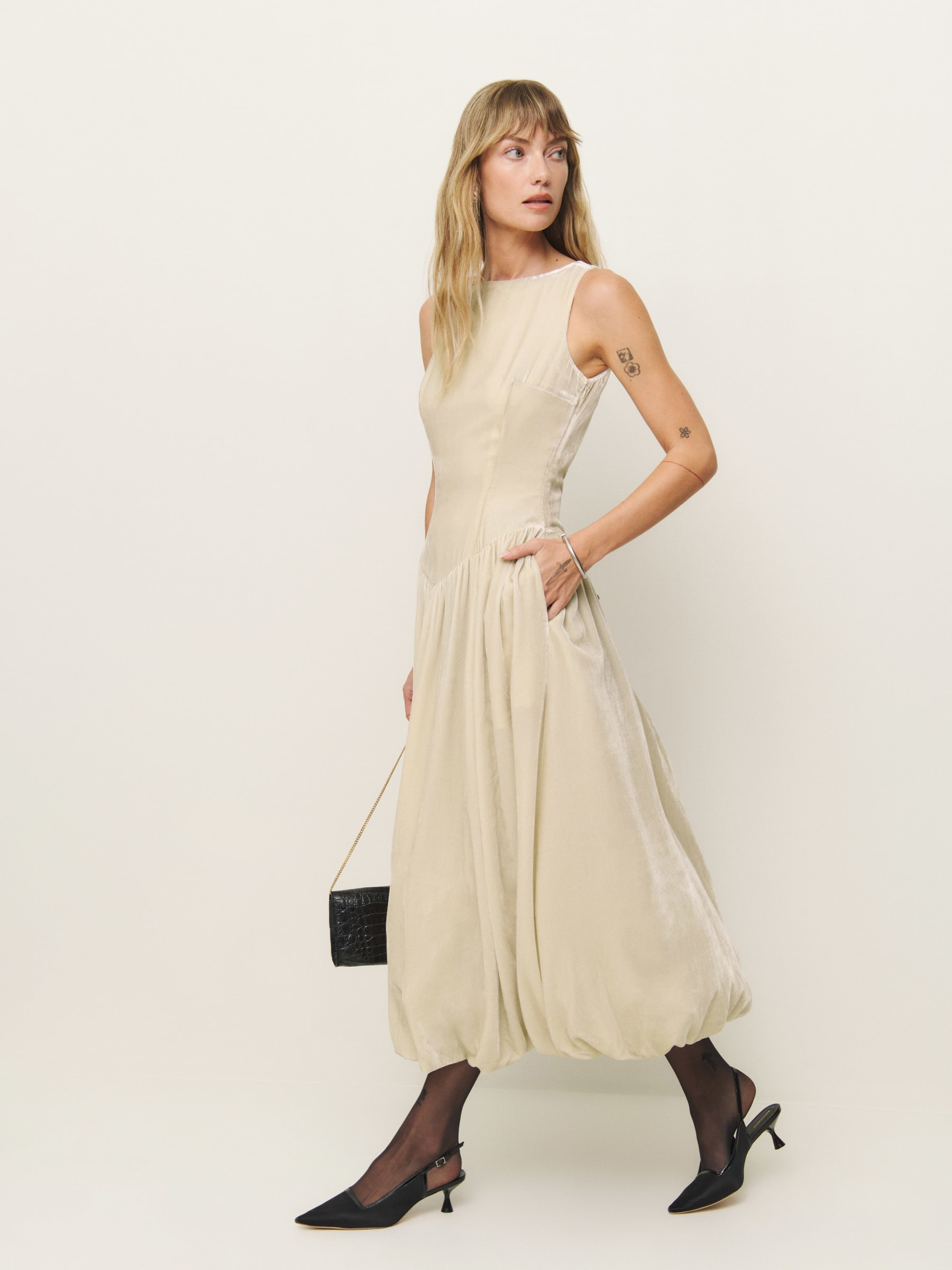 Elvira Velvet Dress | Reformation (Global)