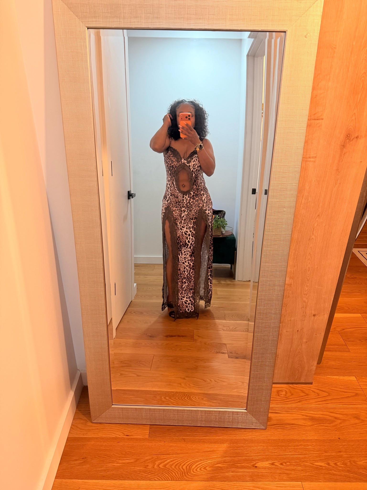 Date night dress 🤎🫶🏽 #datenight
#dress

#LTKgrwm #LTKootd