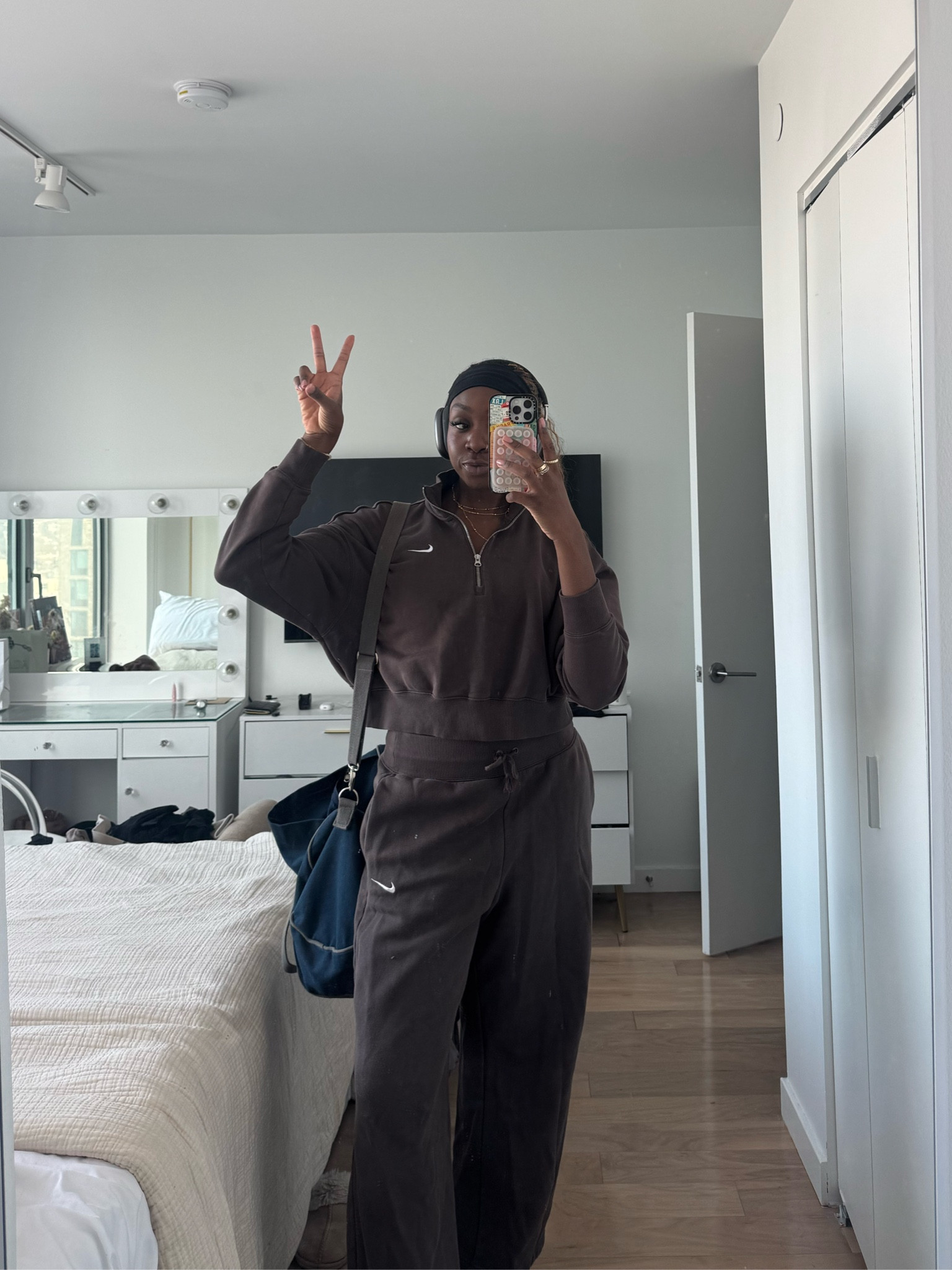 my fave sweatsuit aka winter uniform 🤎 #nike #sweatsuit #loungeoutfits 