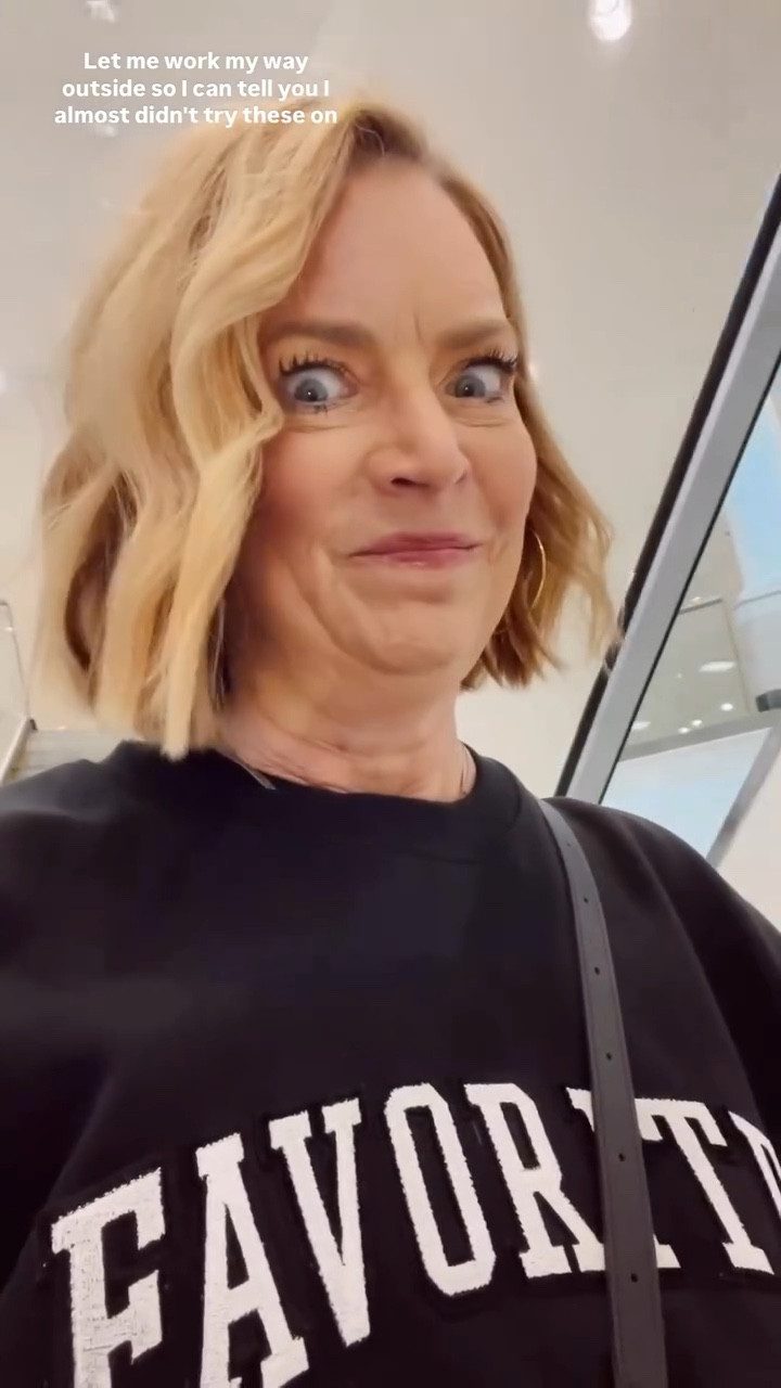 I have BIG NEWS for my over 50 premium denim 
L❤️V E R S!

The Mother Kick It Ankle in Birds Gone Wild is that perfect straight leg that feels grown-up, updated, and quietly cool.

This wash? Light, fresh, softly whiskered — absolute spring perfection.

Fit details:
• True to size (I’m 5’6”)
• Hits right at my ankle
• Limited stretch — more structured, premium feel
• Holds its shape beautifully

They are not super stretchy, but that’s why they look so elevated. This is that quiet luxury denim that makes even a simple tee look intentional.

The longer I wore them, the more I loved them. They feel like the kind of jeans you build outfits around.

Modern midlife cool.
Elevated everyday.
Denim as the foundation.

If you’re over 50 and want jeans that feel refined but still current — these are it.

🩵Follow @shoppixieco then
🩵Comment PIXIE and I’ll send you all the details 🤍

#modernmidlifecool #over50style #premiumdenim #elevatedeveryday #quietluxurylook