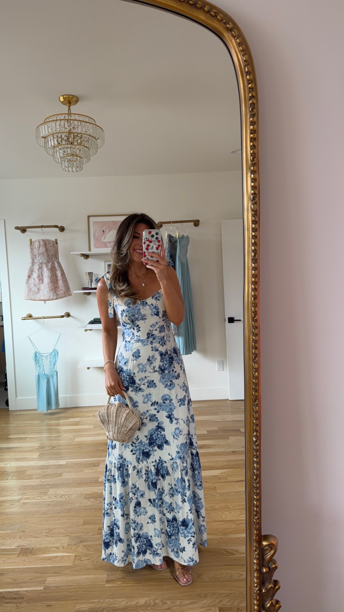 Blue floral wedding guest and spring event dress

Wearing my usual smalls

Vici code: emerson30

Wedding guest
Formal event
Spring event
Summer party
Vacation
Destination
Shower dress
Special occasion

#LTKgrwm #LTKWedding #LTKSeasonal