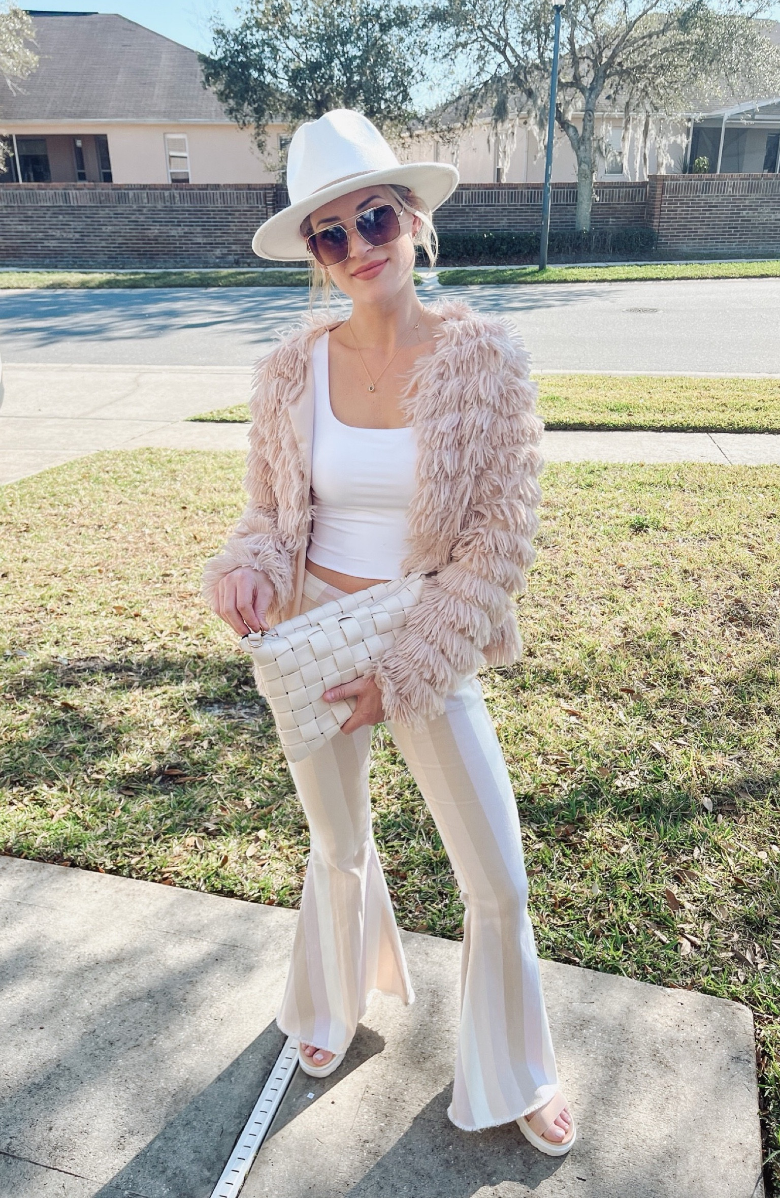 Florida spring time outfit. Love the pastels  

#springtimelook #floridaspring

#LTKFindsUnder100 #LTKStyleTip #LTKSeasonal