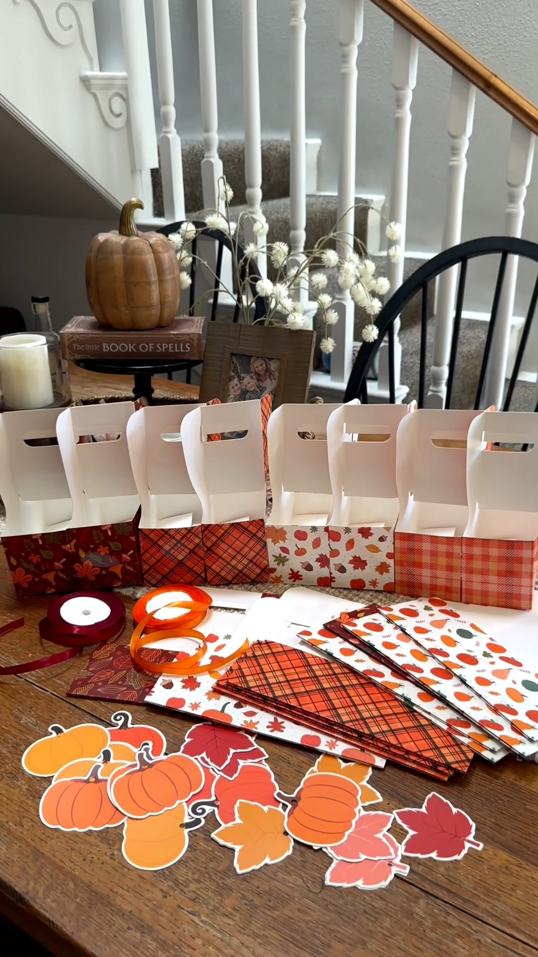 These Fall drink carriers are so fun for gifting! You can fill these up so many different ways! They come with all the different patterns, ribbon and the gift tags. Join me for more gift ideas ￼🤎🍁🧡🍂￼

#LTKstorytime #LTKSeasonal #LTKHome
