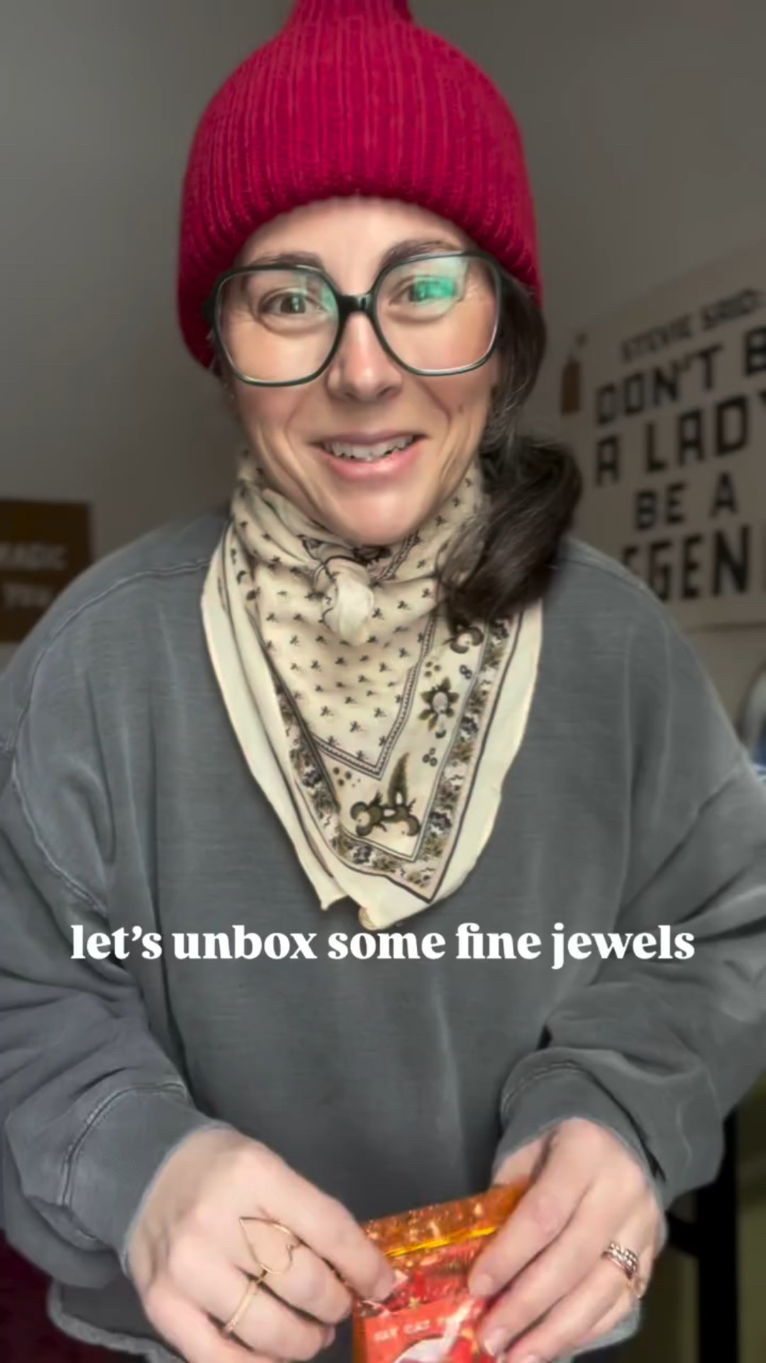 *immediately goes to Etsy to order more bolos*

I spent my own cold hard cash on these and would do it again and again. Everything is linked in ShopMy 💋

@fat.cat.fancy @freepeople @warbyparker @gap