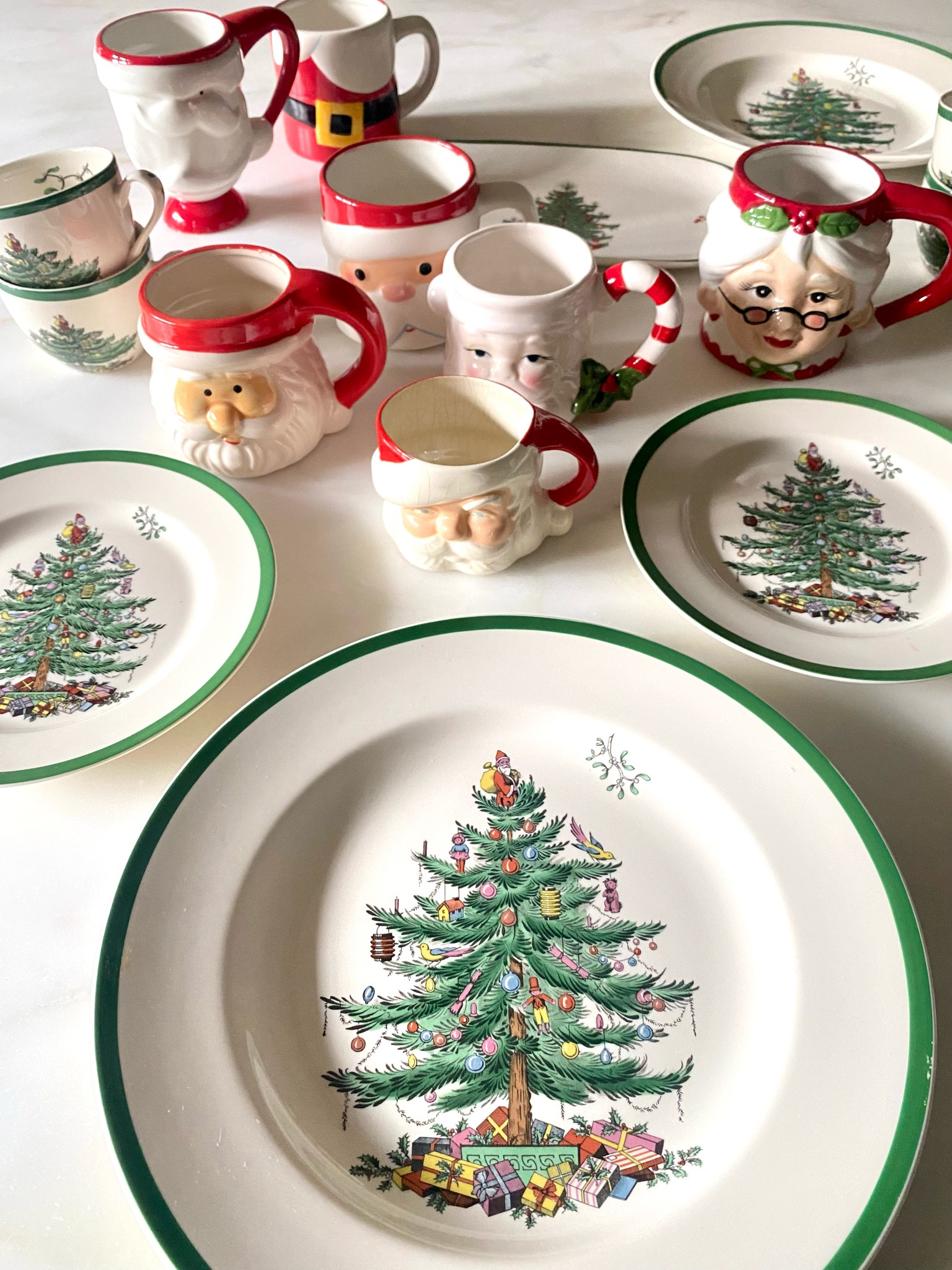 Time to swap out your everyday dishes for your holiday dishes! 

#LTKSeasonal #LTKHoliday #LTKhome