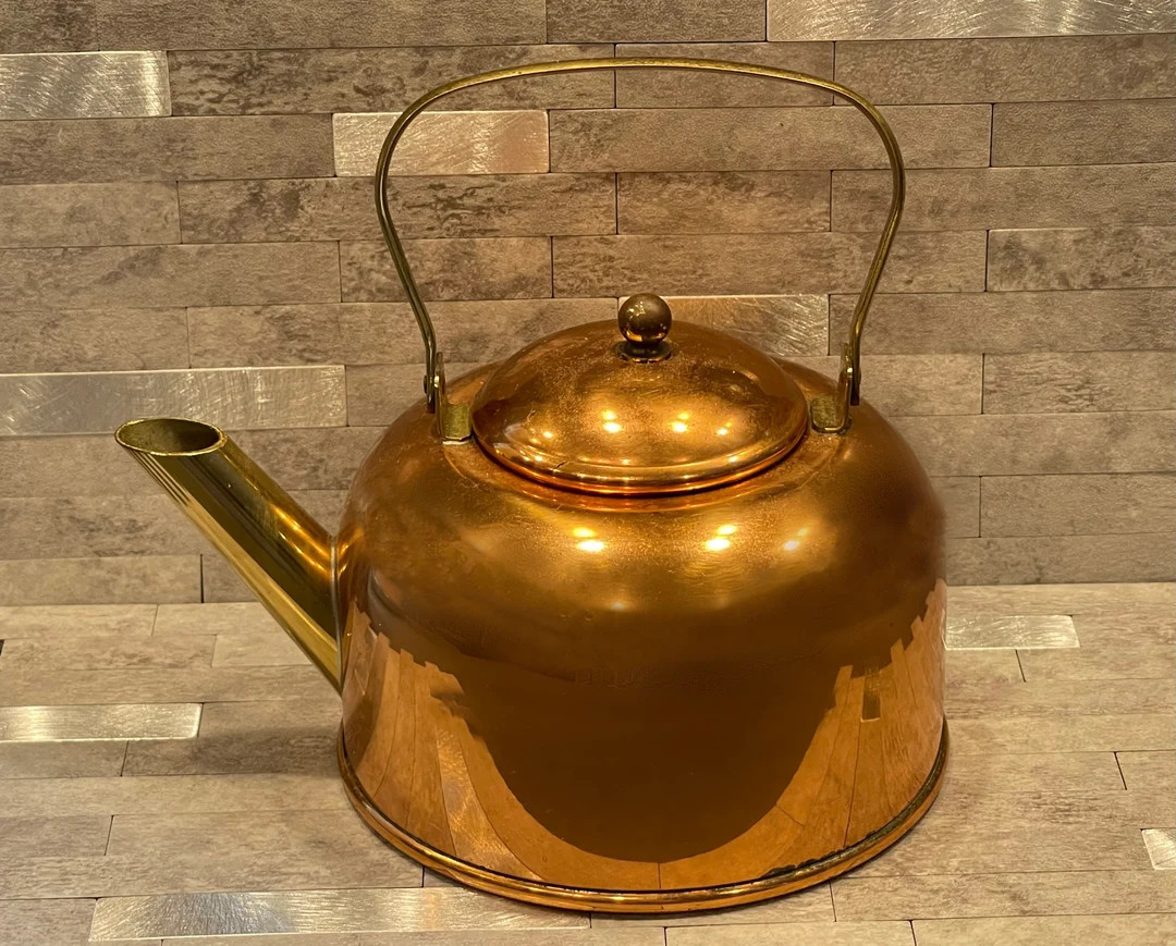 COPPERCRAFT TEA KETTLE…Tea Pot…Coppercraft Guild…Copper Alloy…Small Size…Bakelite Handl... | Etsy (US)