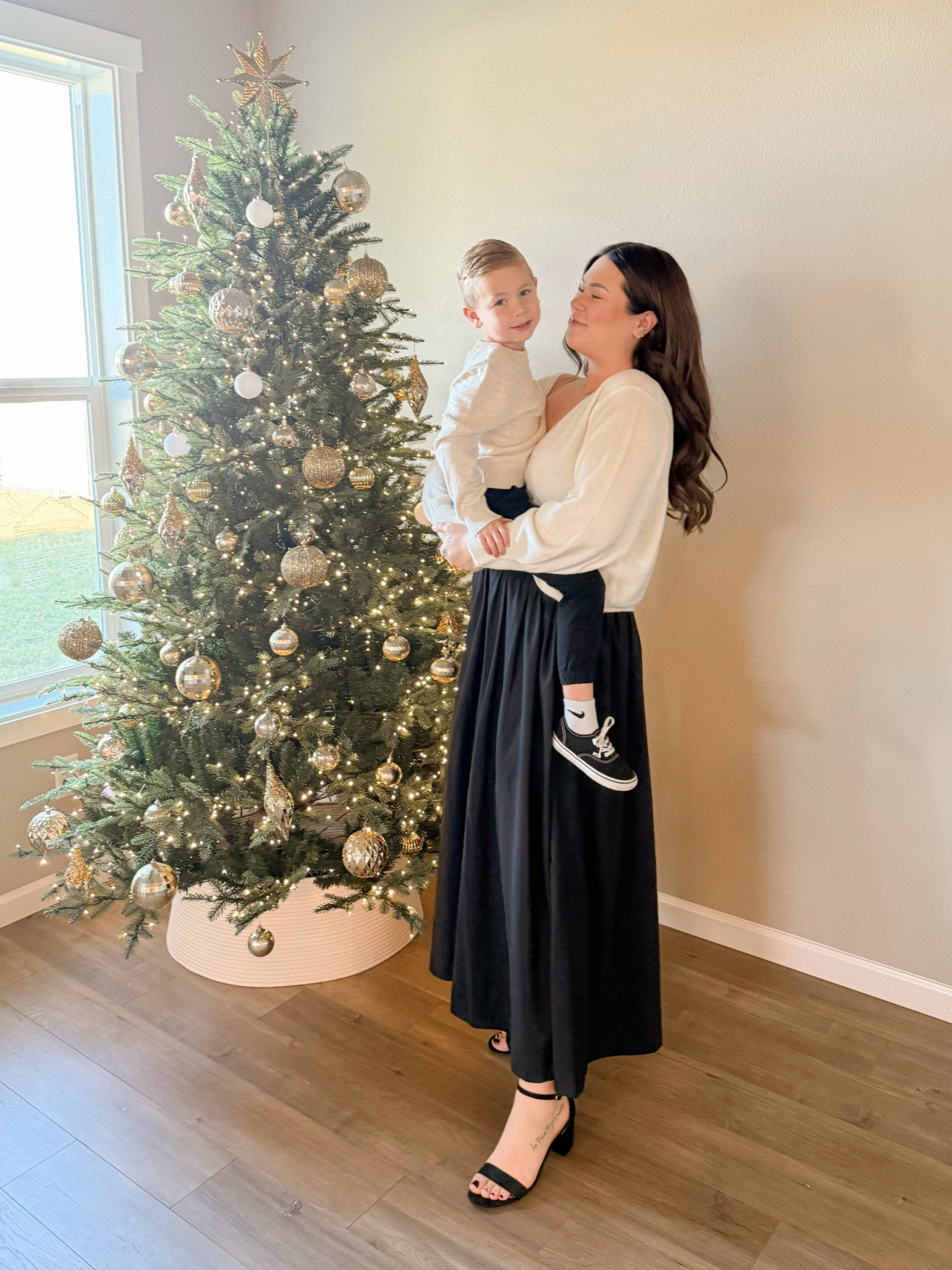 Night at the Nutcracker ♥️
Everything is from target!
Sweater: xl
Skirt: xl (could’ve sized down to L)
Shoes: 10

Andrew-
Sweater: XS boys
Pants: 5T
Shows: 10y

#LTKParties #LTKHoliday #LTKMidsize