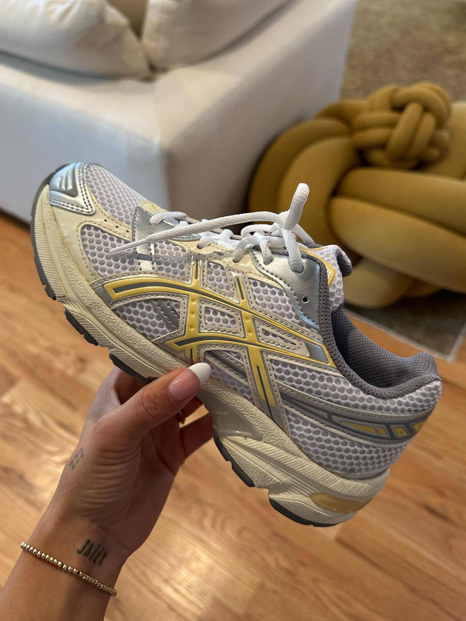 Spring sneaker 🌼✨ fit is true to size!

#LTKFindsUnder100 #LTKStyleTip #LTKActive