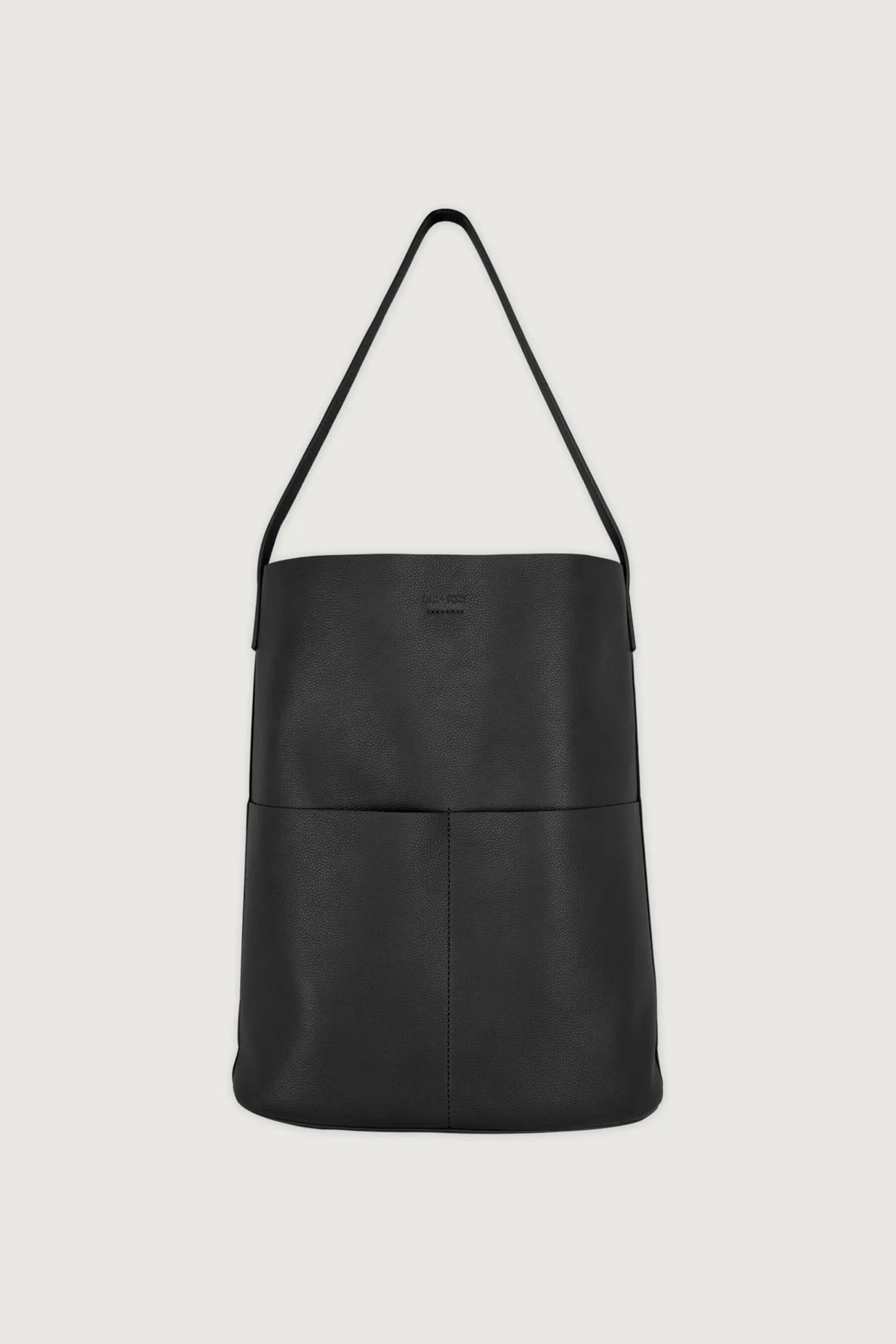 VEGAN LEATHER TOTE BAG | OAK + FORT