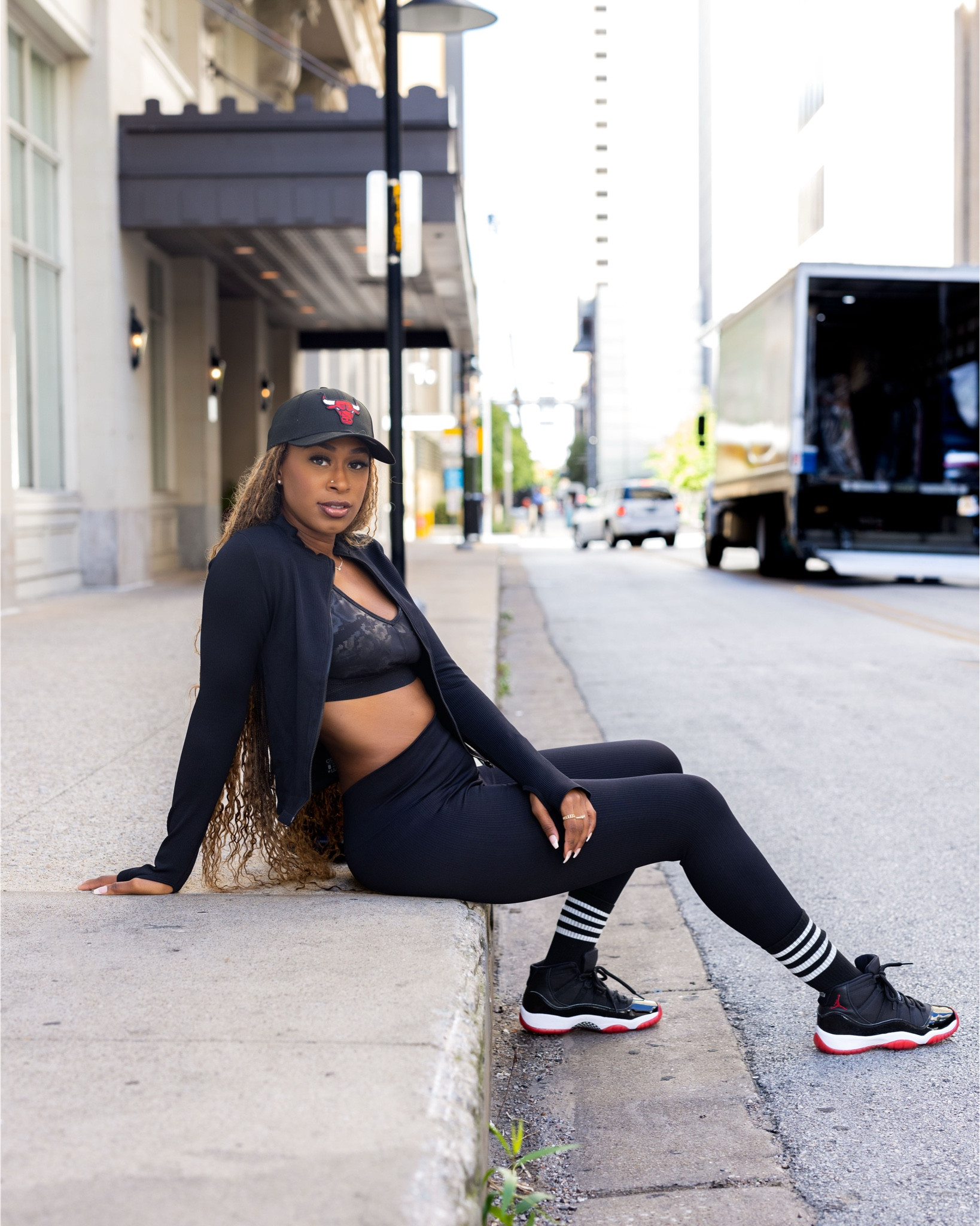 Winter is here and the fitness journey continues 🖤 my fav workout set has pants and the finger holes sold me on the jacket 

#LTKFindsUnder50 #LTKFitness #LTKActive