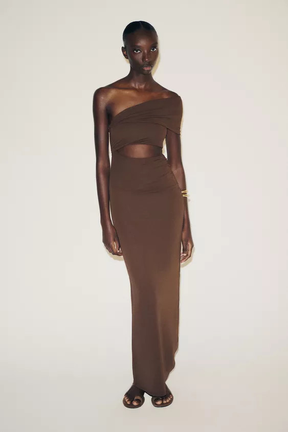 ASYMMETRIC CUT OUT MAXI DRESS | Zara US