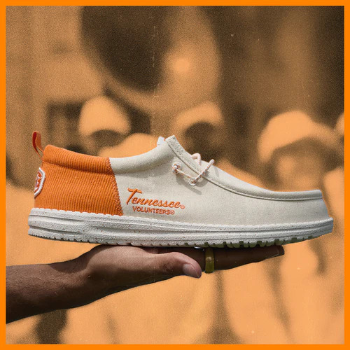 Wally Funk Texas Longhorns - Wheat/Burnt Orange | HEYDUDE