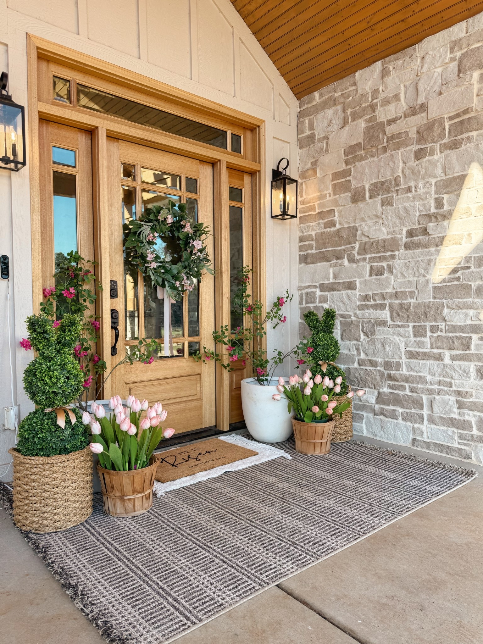 Easter porch decor 