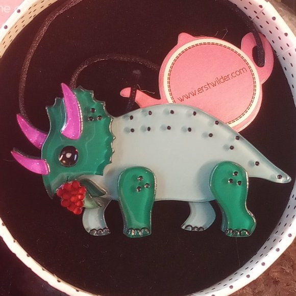 NIB Cera All Grown Up Erstwilder Brooch | Poshmark