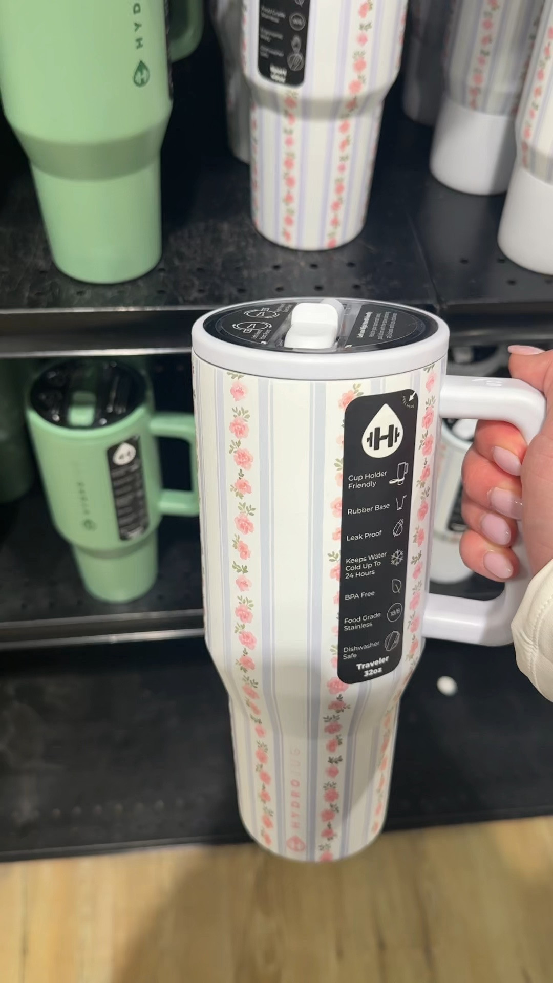 Such a fun cute pattern for summer from @HydroJug 


Emotional support bottle
Water bottle

#LTKSeasonal