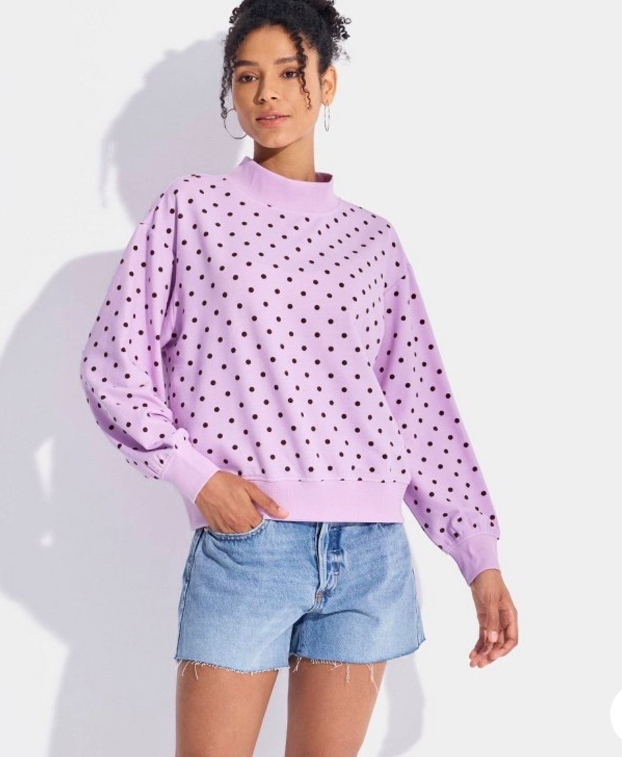 Never have I ever seen a cuter mock neck sweatshirt!