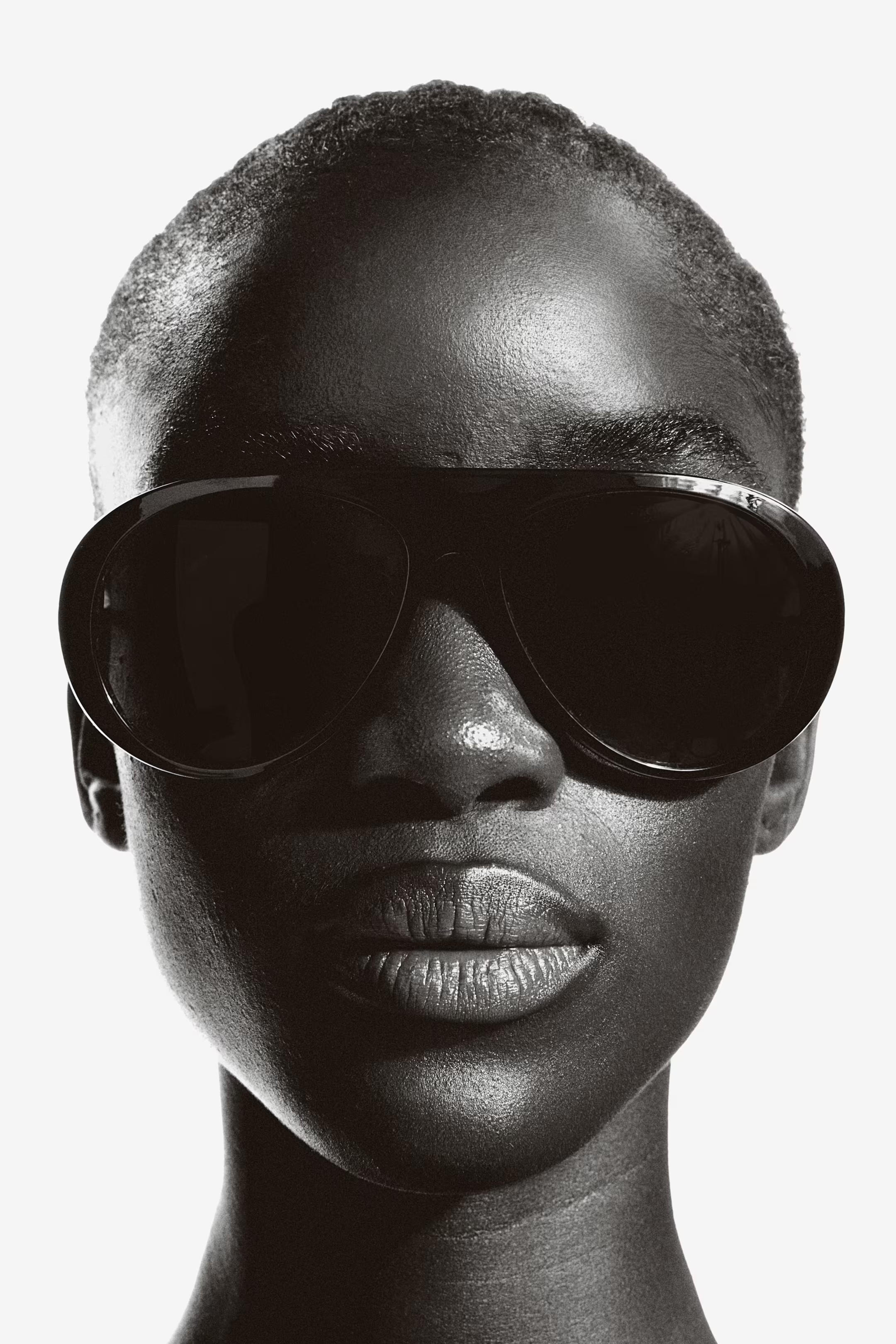 Sunglasses | H&M (UK, MY, IN, SG, PH, TW, HK)