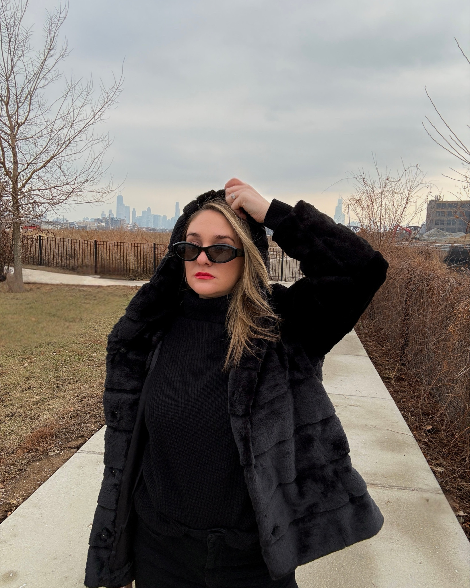 Love this cost from Quince! Wearing a medium in everything and jeans are size 28 inseam 30 Use code INFG-26THECHICAGOGOODLIFE10 for 10% off your first purchase

#LTKOver40 #LTKSeasonal #LTKootd