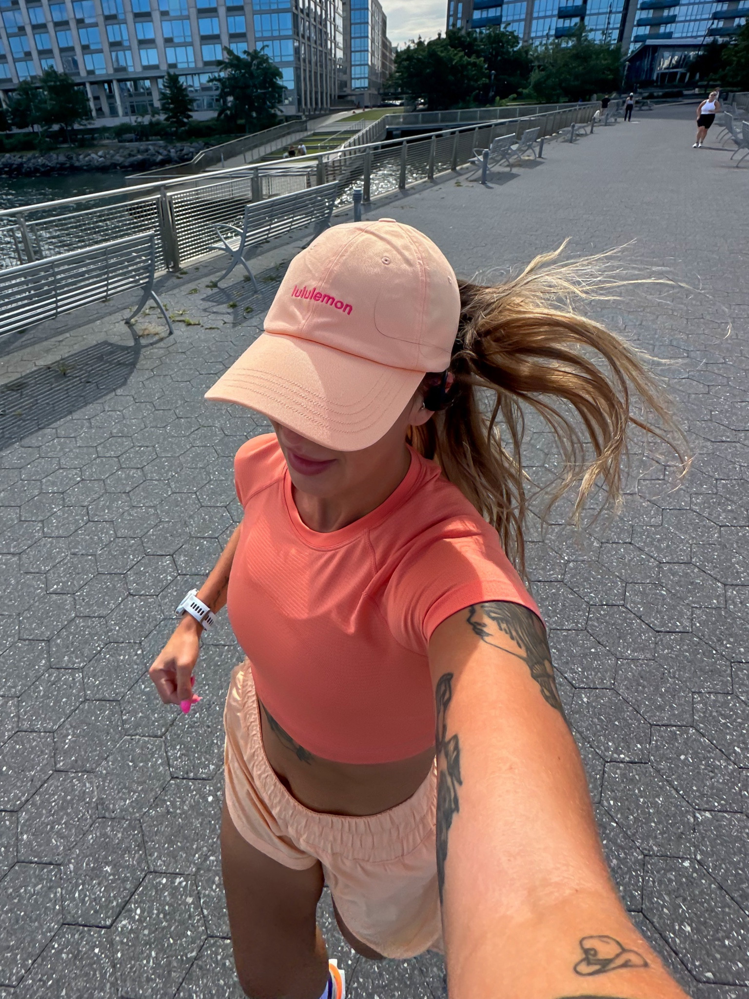 Running OOTD🧡🌟

#LTKStyleTip #LTKActive #LTKFitness