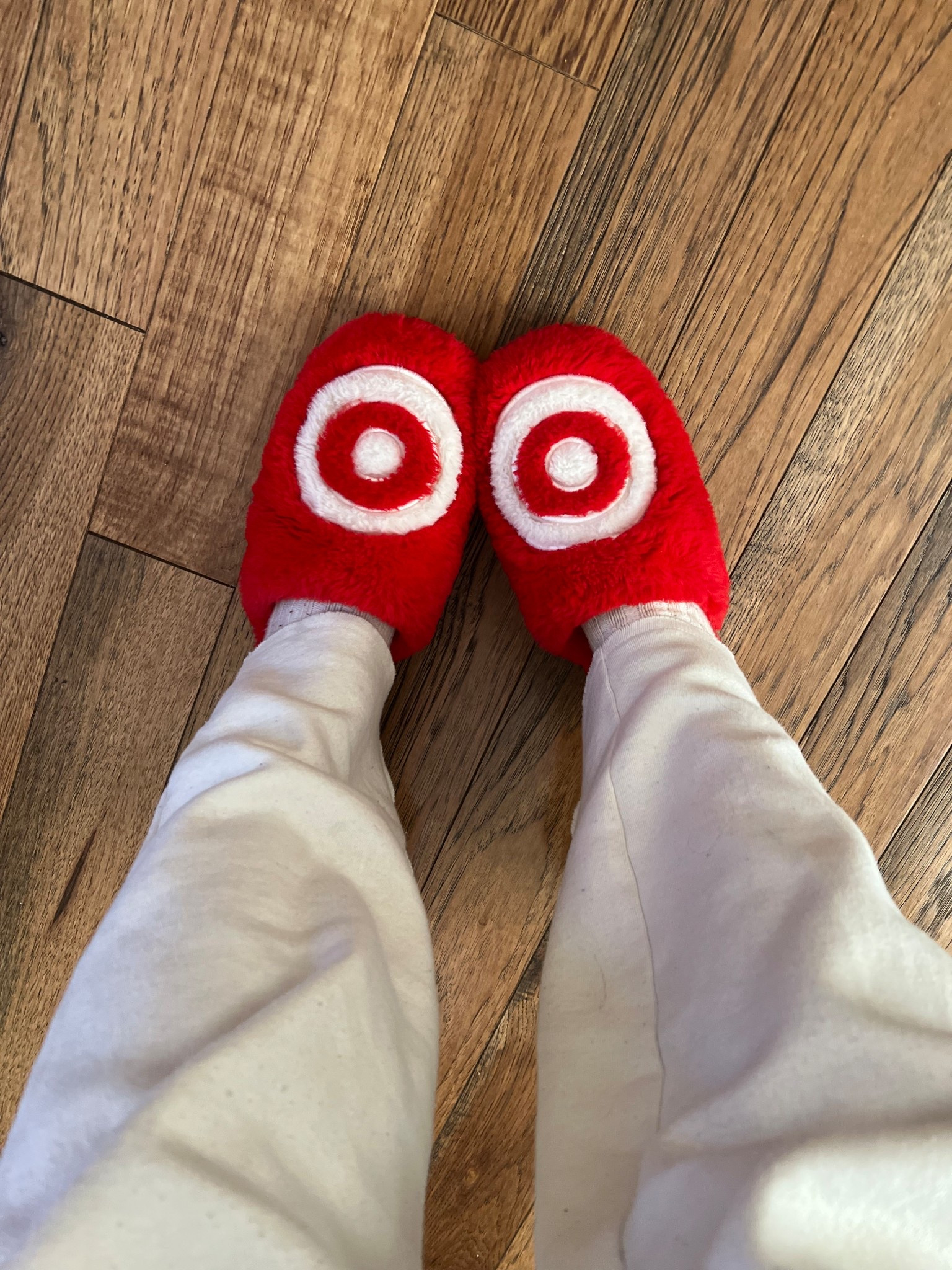 I can’t get enough of these slippers… my obsession has reached new limits 🤭🎯