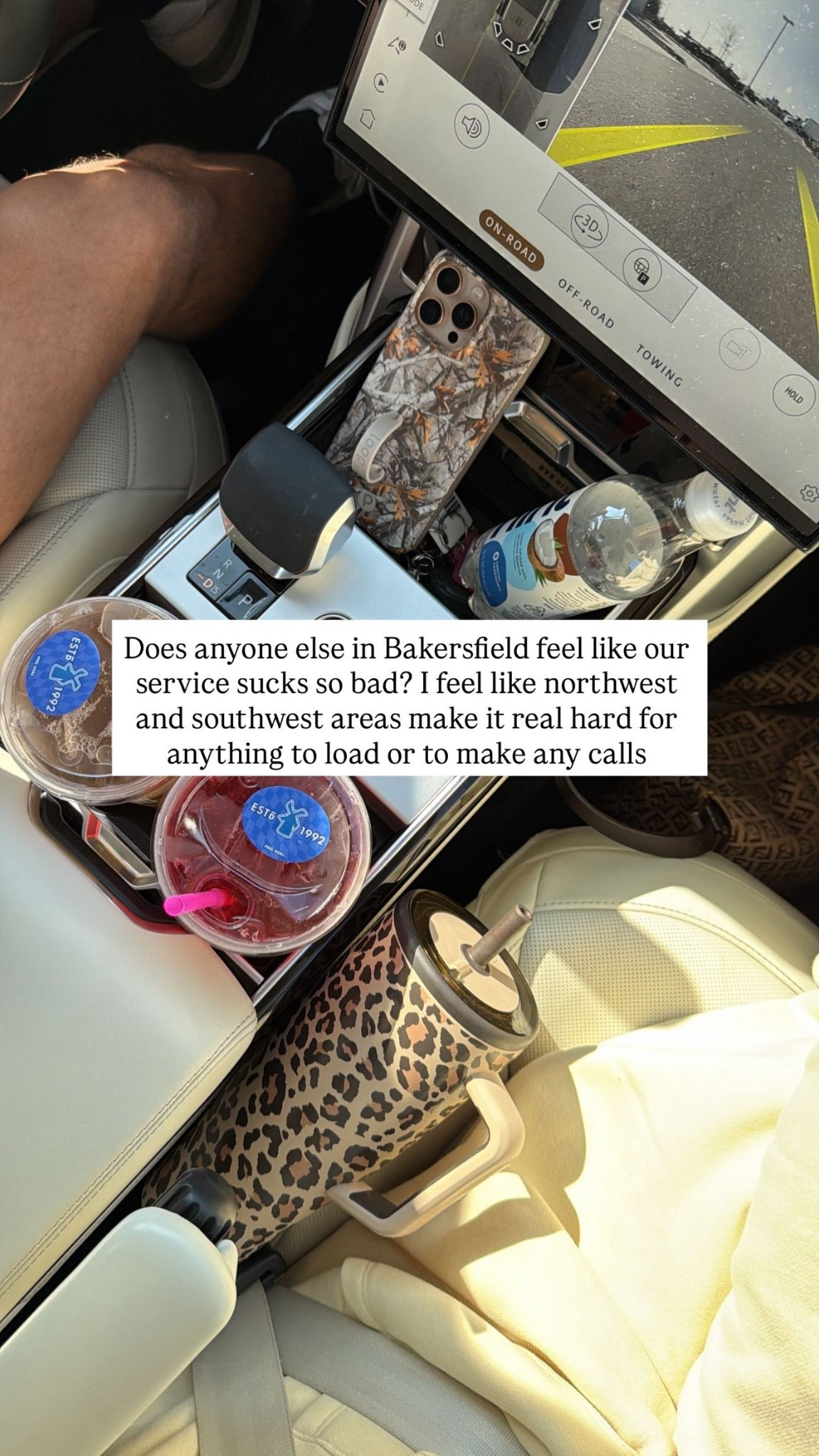 Does anyone else in Bakersfield feel like our service sucks so bad? I feel like northwest and southwest areas make it real hard for anything to load or to make any calls