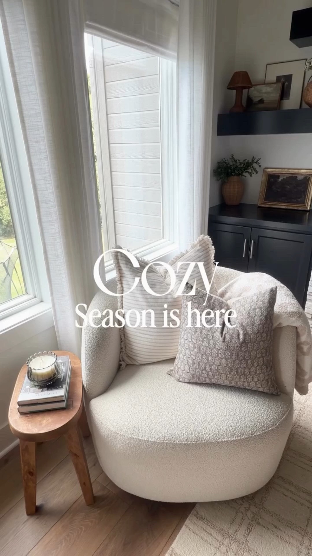 The temps haven’t quite dropped yet, but that’s not stopping me from dreaming about cooler fall days. 🍂🤎

This blanket is the perfect cozy addition for when that crisp fall weather finally arrives. It’s SO soft, and the print is seriously the cutest! 🥰

If you’re ready to cozy up your home for fall, you’ll want this one!

✨ Fillow @lafevreliving1 for affordable, designer-inspired home finds! 🤎

#amazonfind #amazonhome #amazonhomefinds #AmazonMustHaves #AmazonDecor FallDecor FallHomeDecor CozyHome CozyFall FallHome HomeDecor HomeDecorFinds AffordableHomeDecor DesignerInspired HomeInspo NeutralHome CozyDecor

#LTKSeasonal #LTKHome