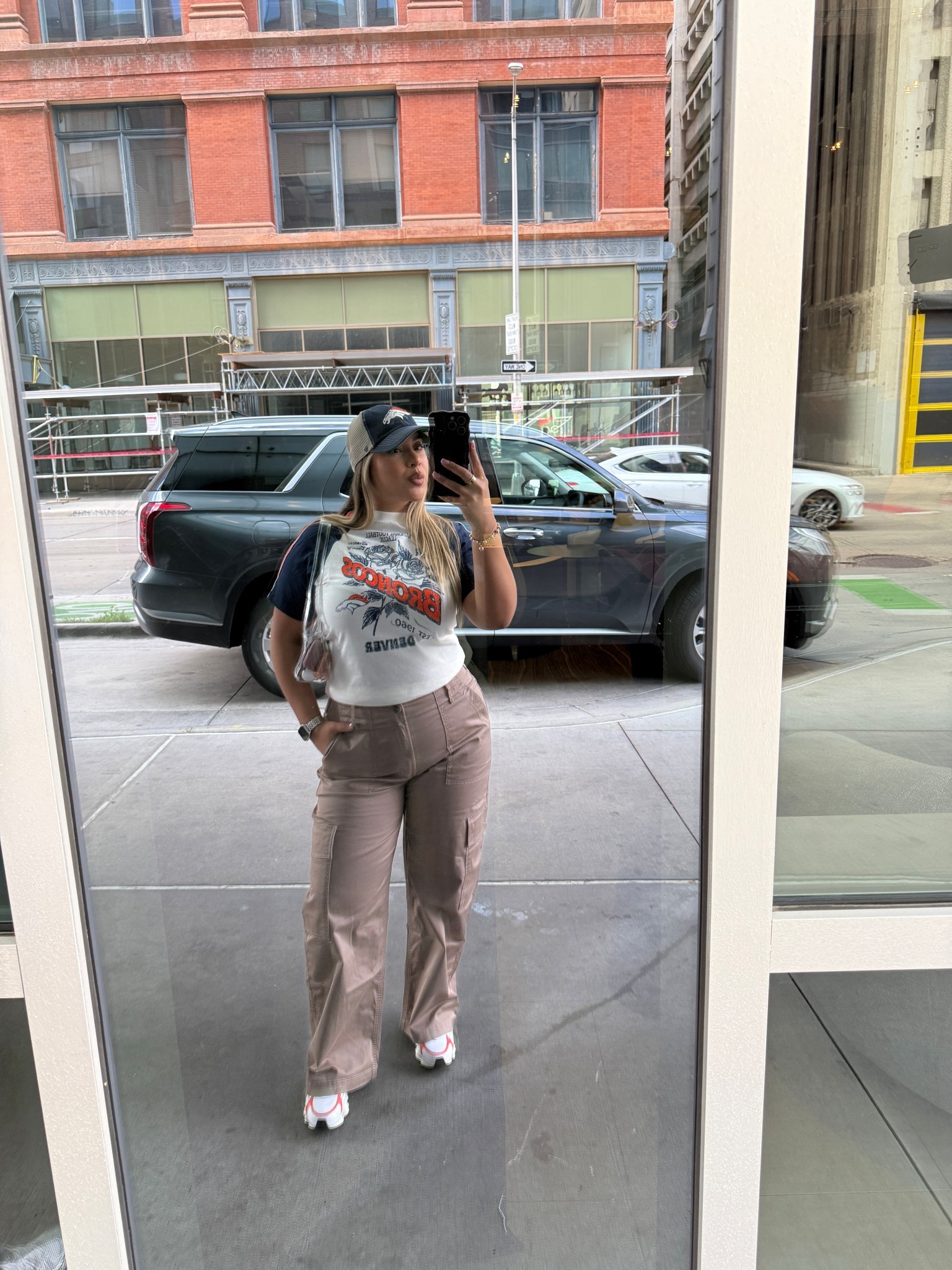 Game Day Outfit 🏈 sizing ⬇️ 

Shirt: L 
Cargos: 31 

#LTKMidsize #LTKStyleTip #LTKSeasonal