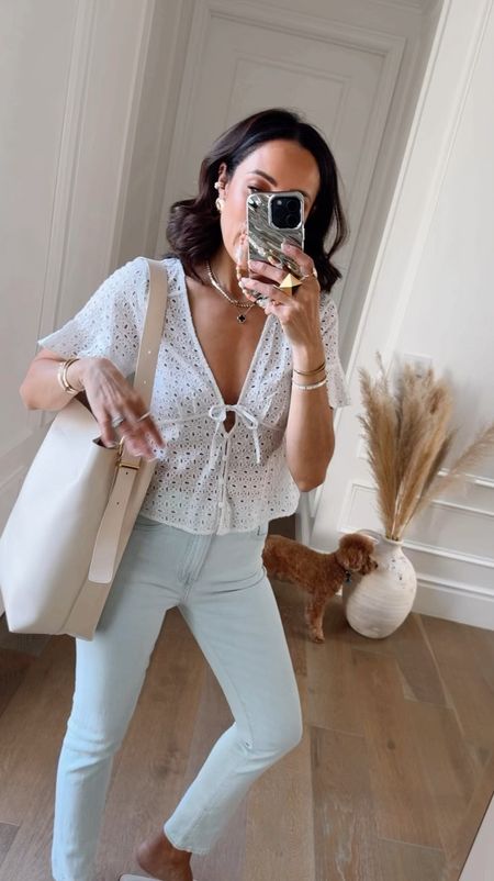 I so love these Madewell jeans, such a flattering fit, also I found the blouse stocked! Lastly this is a beautiful tote, perfect neutral color! 
Use code: LTK20 on Madewell orders! 




Denim, sale, tote, Madewell, sandals 

#LTKSaleAlert #LTKxMadewell #LTKStyleTip