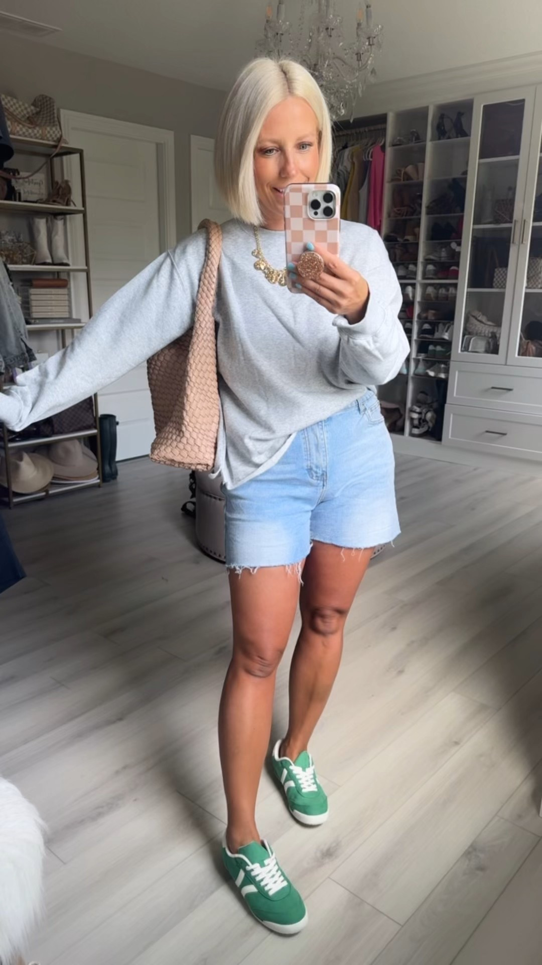 This sweatshirt is back in stock!!! I cut the band off the bottom but good either way!!
⬇️⬇️⬇️
Sweatshirt size medium 
Shorts size up to an 8 for a roomy, relaxed fit!!!


#LTKFindsUnder50 #LTKSeasonal #LTKOver40