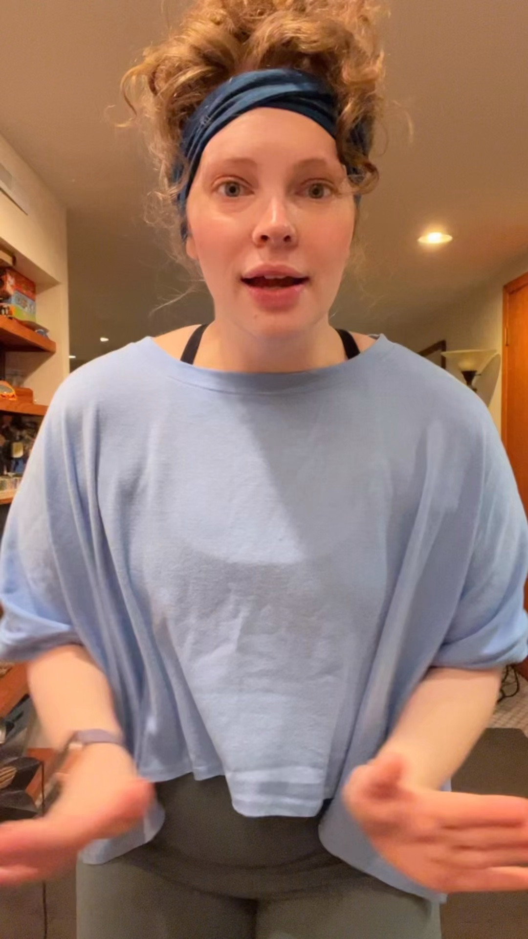 Workout fit of the day! 🩷 size medium in shirt and leggings and size large in bra! 